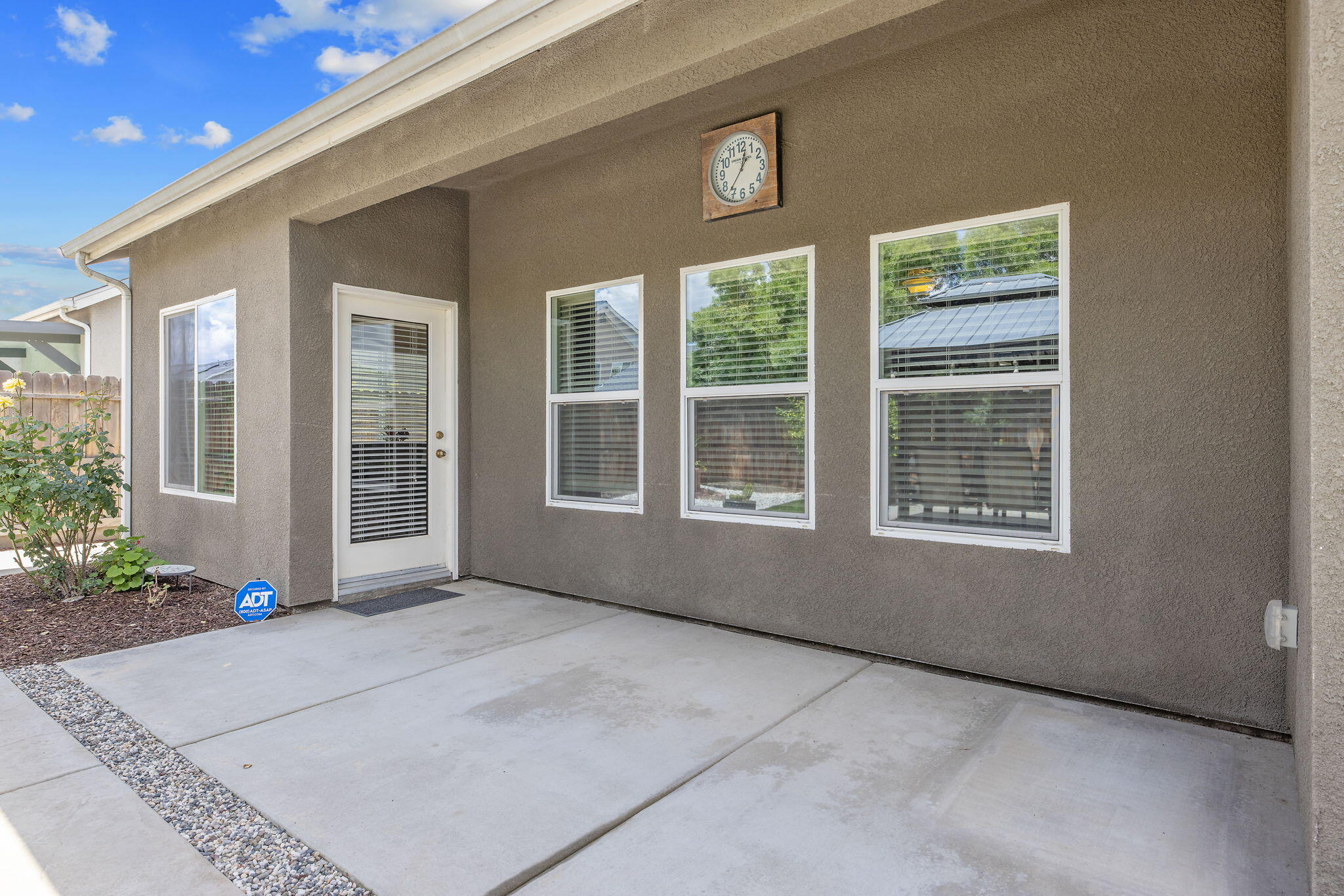 3938 W Vine Ave, Visalia, CA 93291