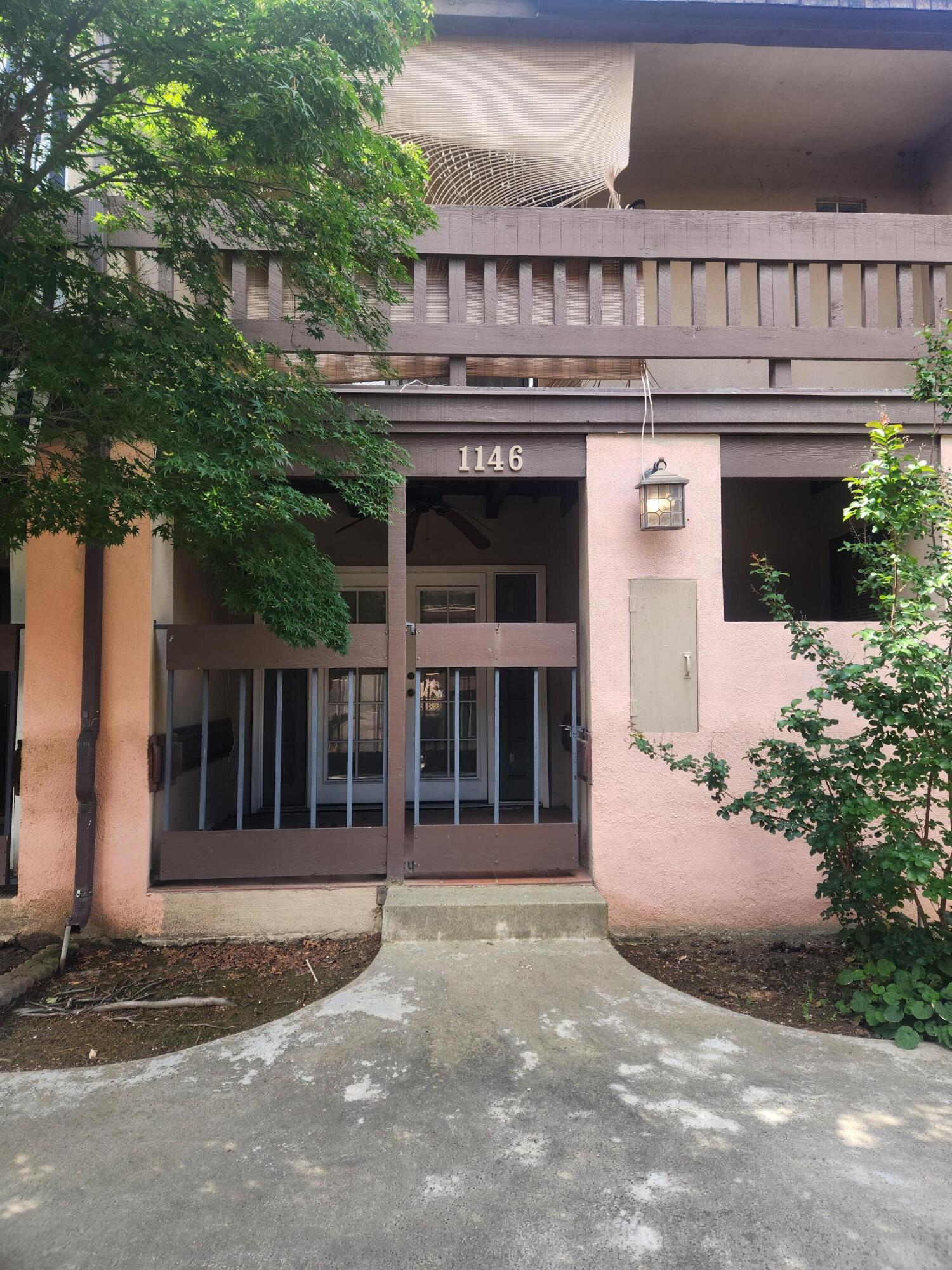 1146 N Gem St, Tulare, CA 93274