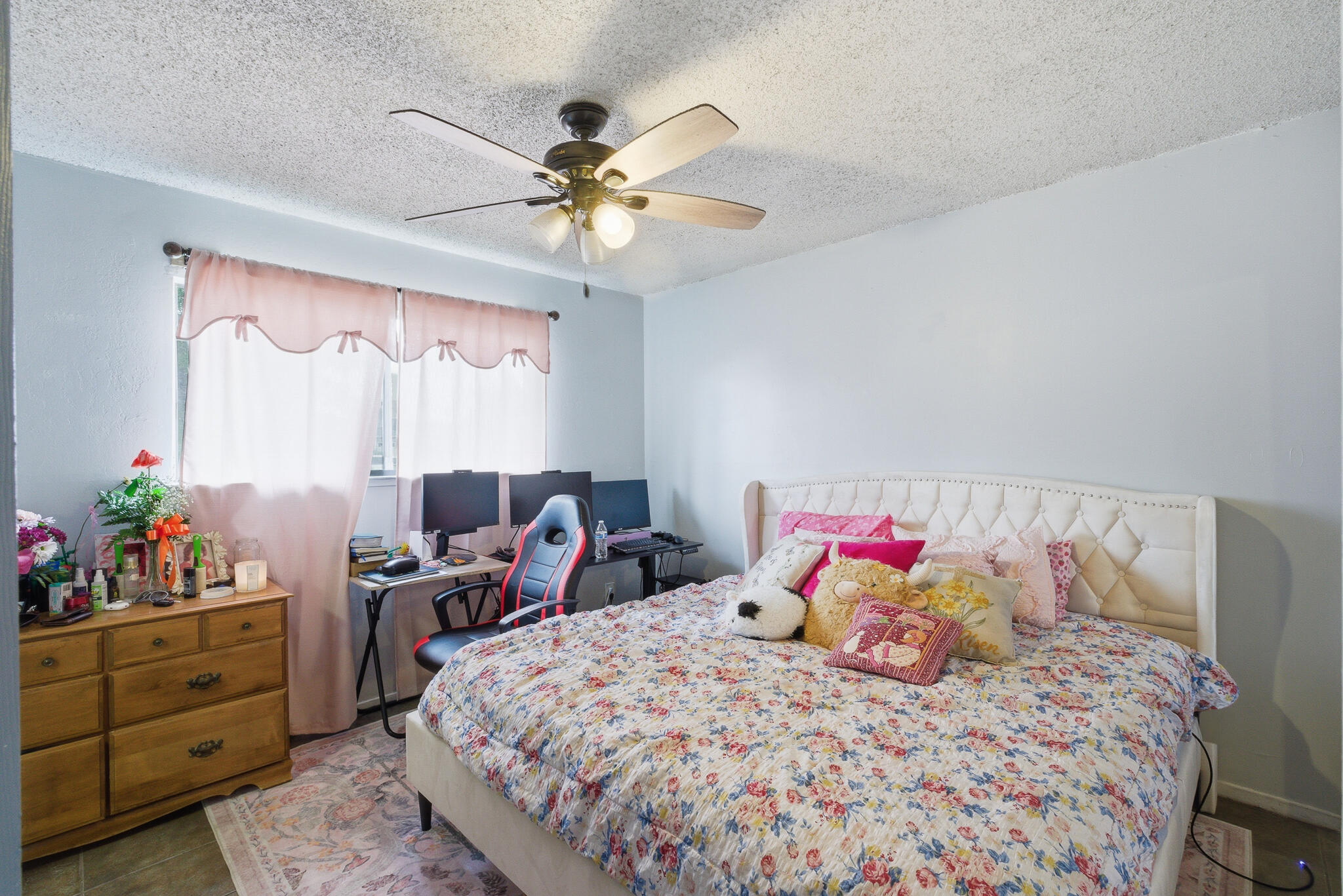 2621 S Bollinger St, Visalia, CA 93277