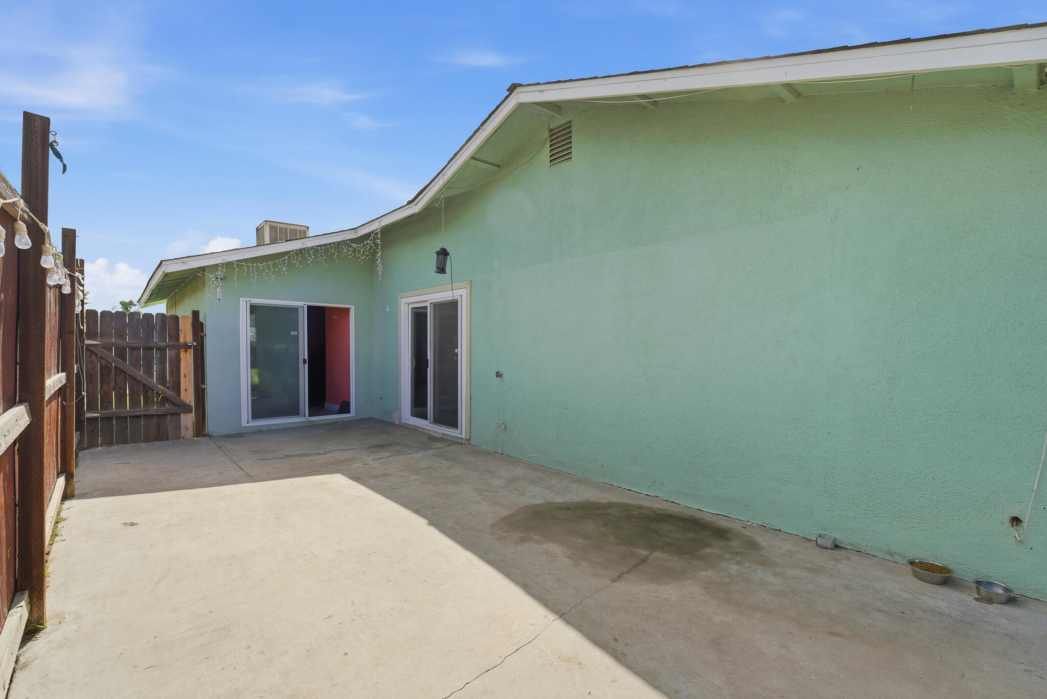 2621 S Bollinger St, Visalia, CA 93277