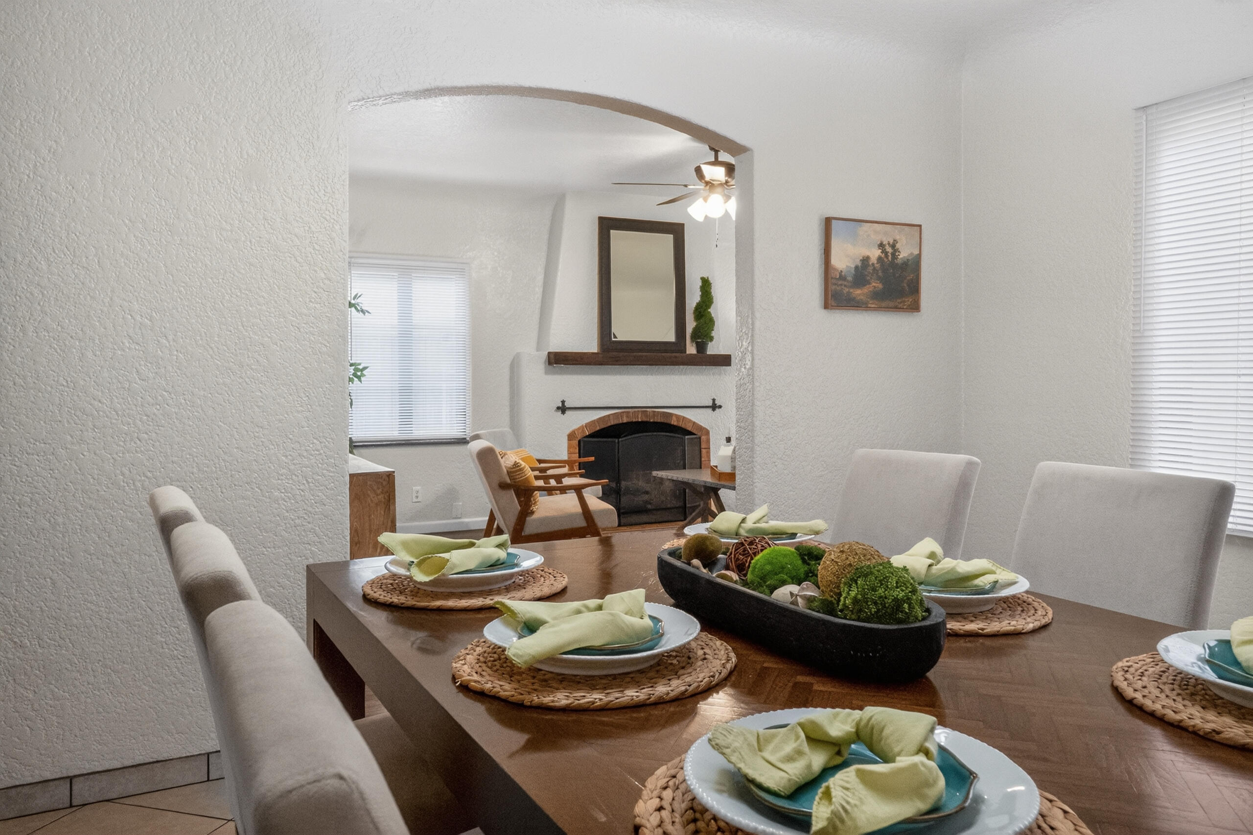 805 W Noble Ave, Visalia, CA 93277