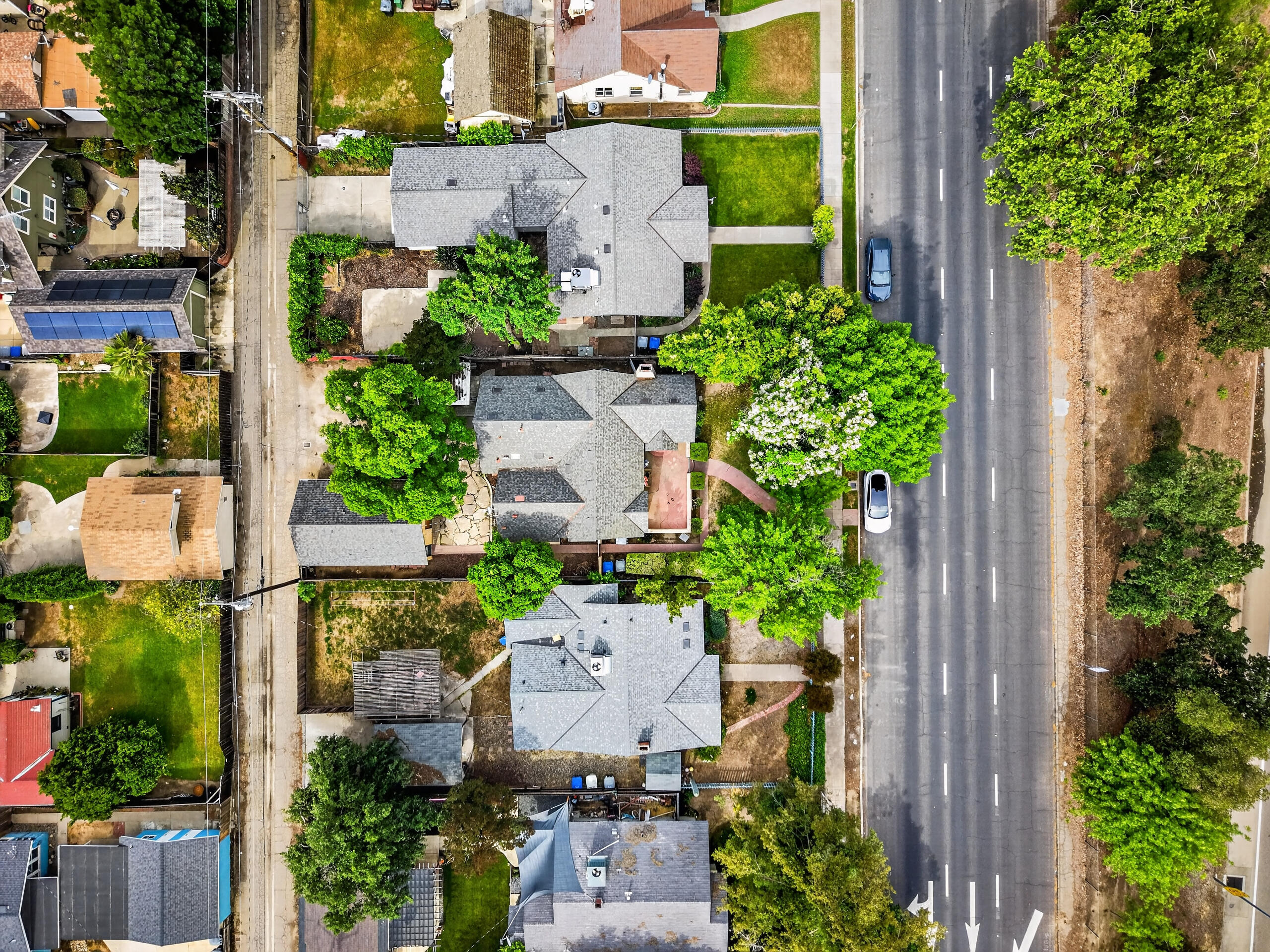 805 W Noble Ave, Visalia, CA 93277