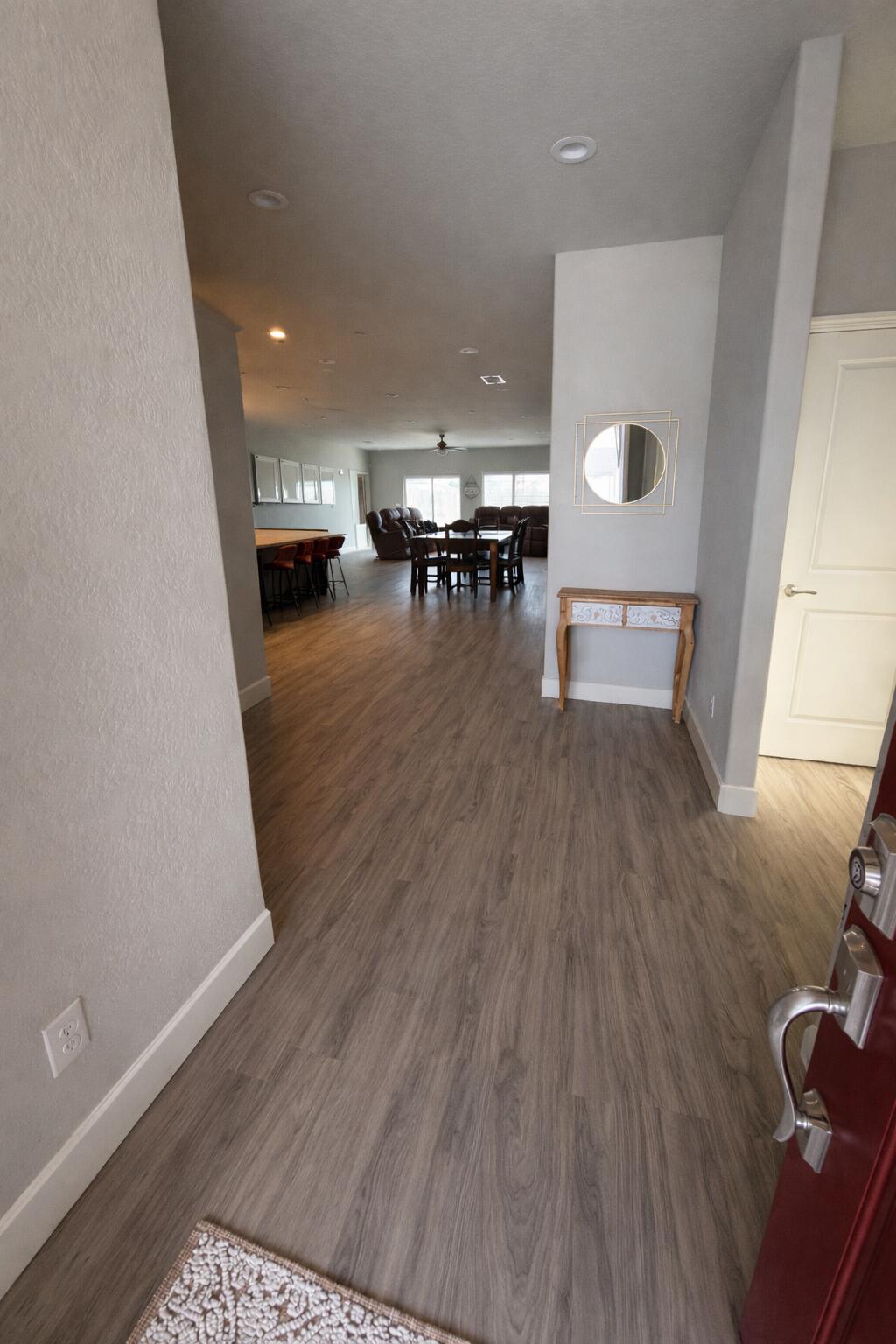 414 W Tule Ave, Woodlake, CA 93286