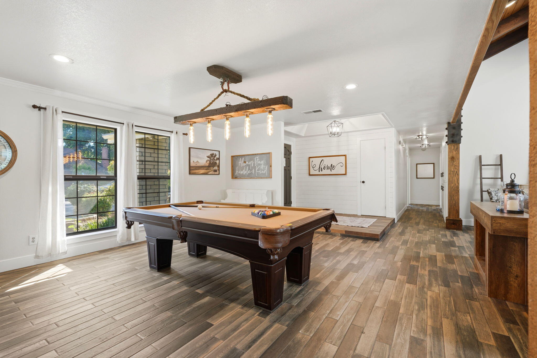 616 W Victor Ave, Visalia, CA 93277