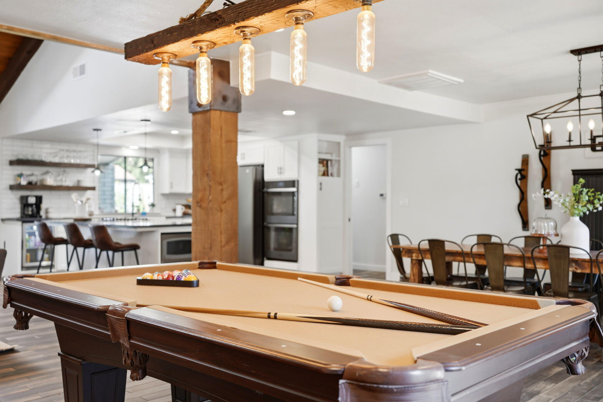 616 W Victor Ave, Visalia, CA 93277