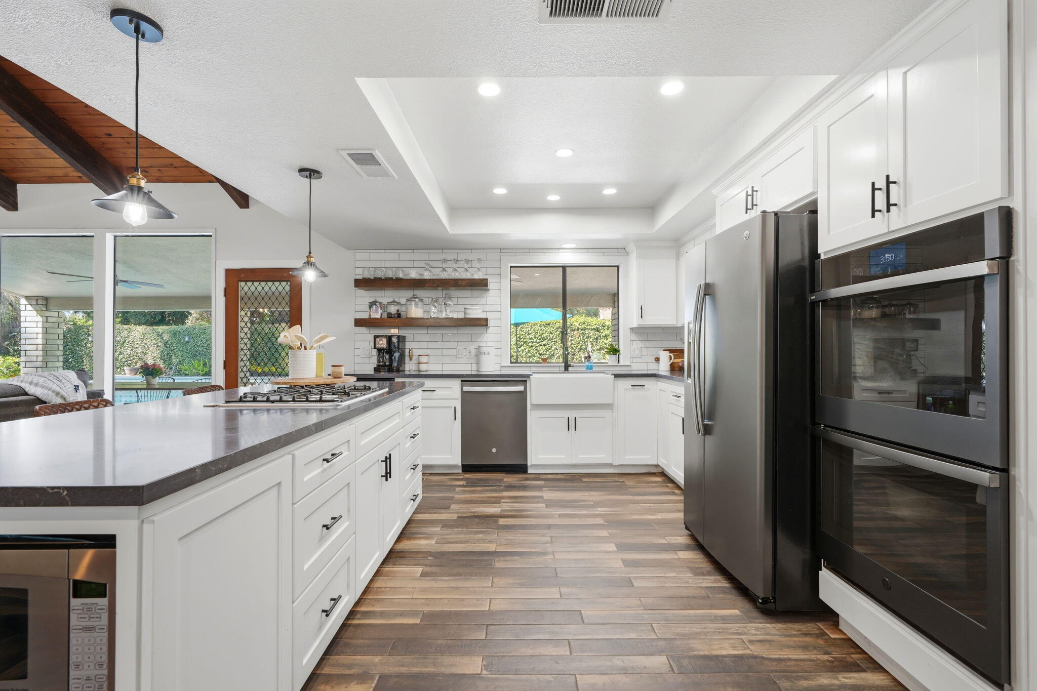 616 W Victor Ave, Visalia, CA 93277