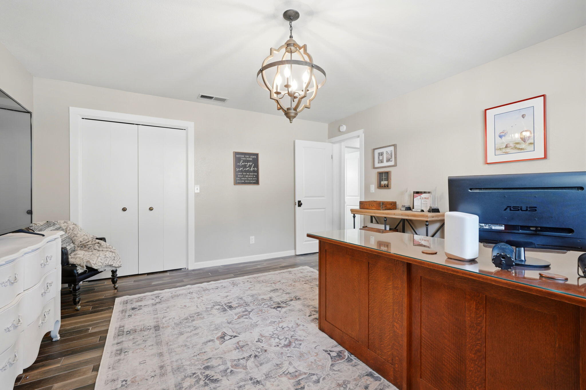 616 W Victor Ave, Visalia, CA 93277