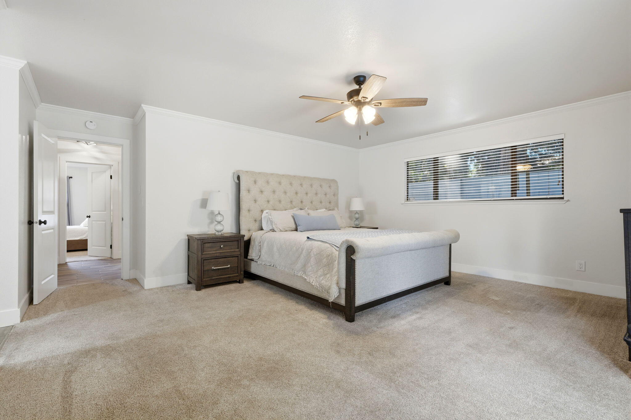 616 W Victor Ave, Visalia, CA 93277