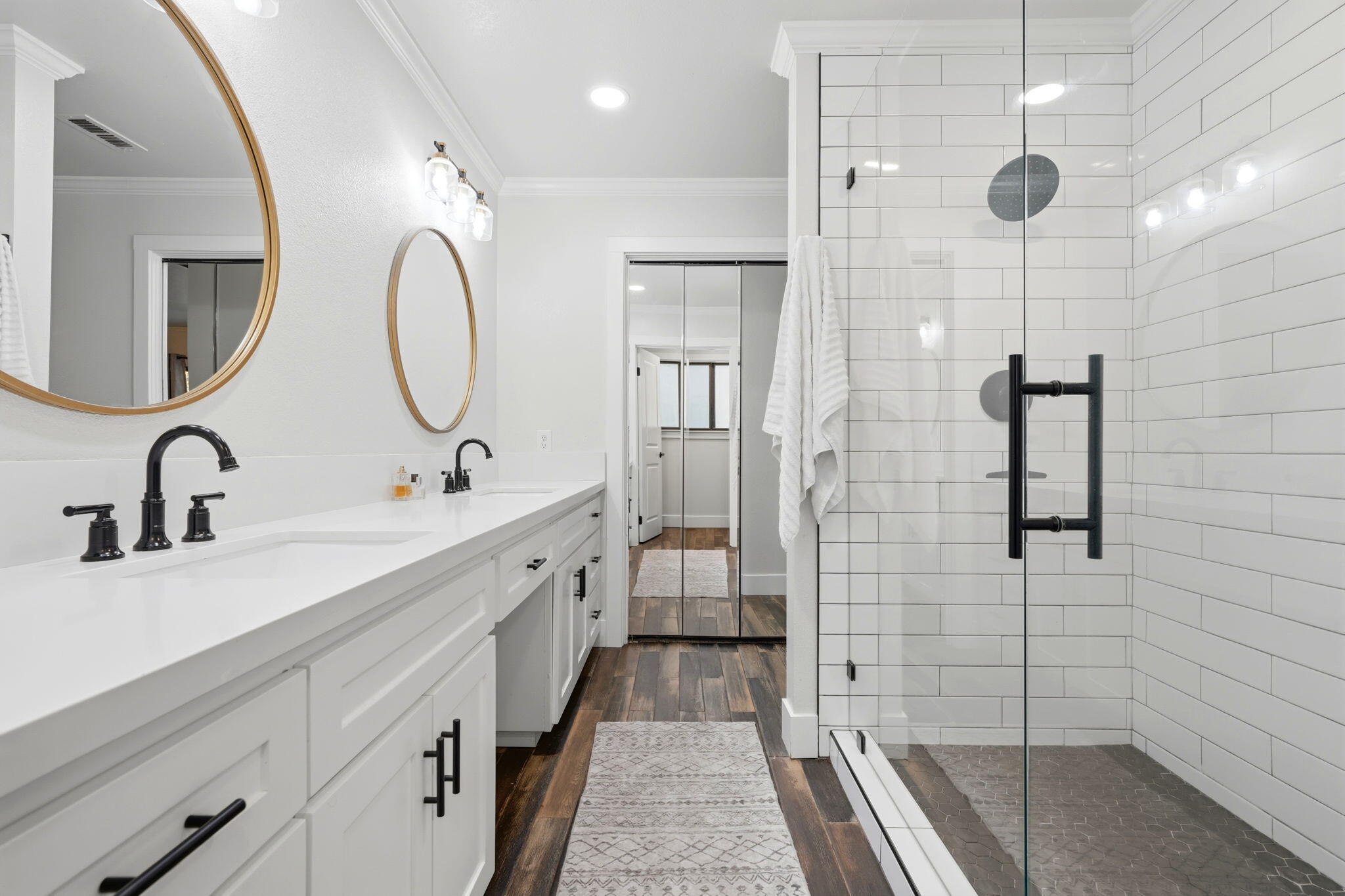 616 W Victor Ave, Visalia, CA 93277