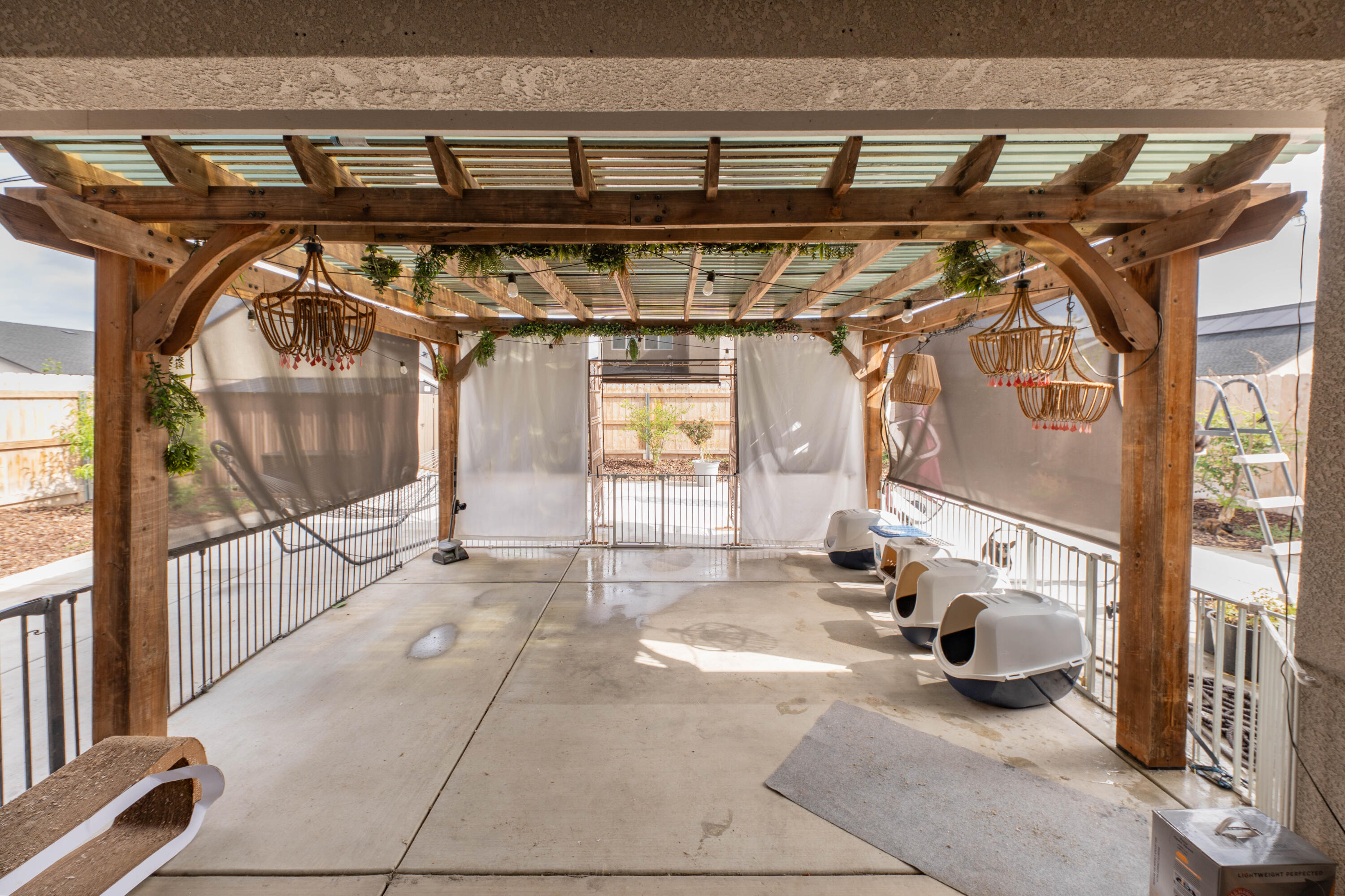 2214 W Glenn Ave, Porterville, CA 93257