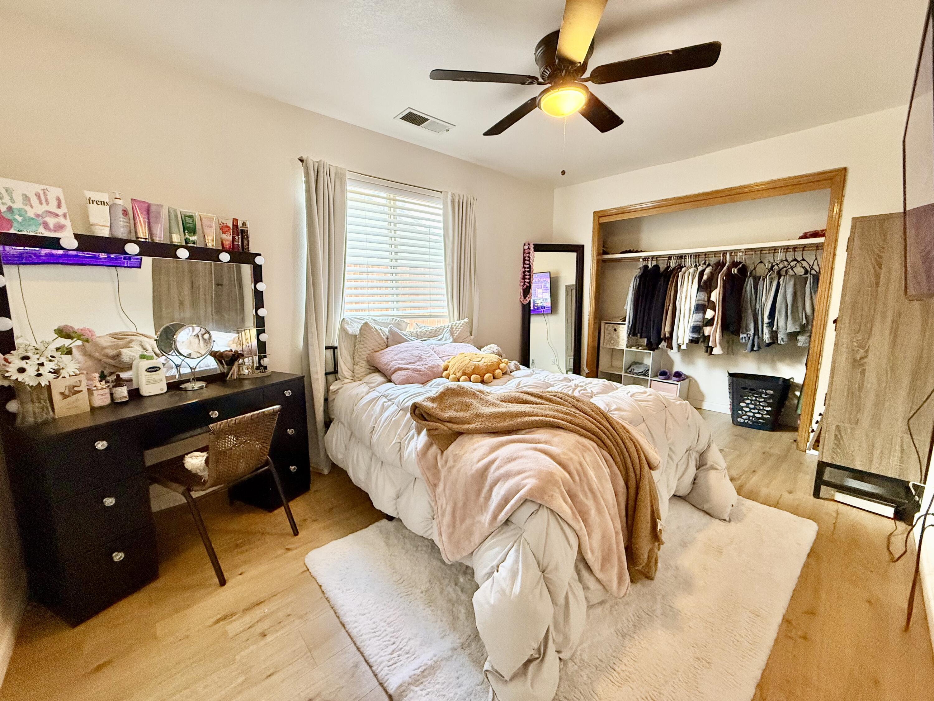 285 S Red Oak St, Porterville, CA 93257