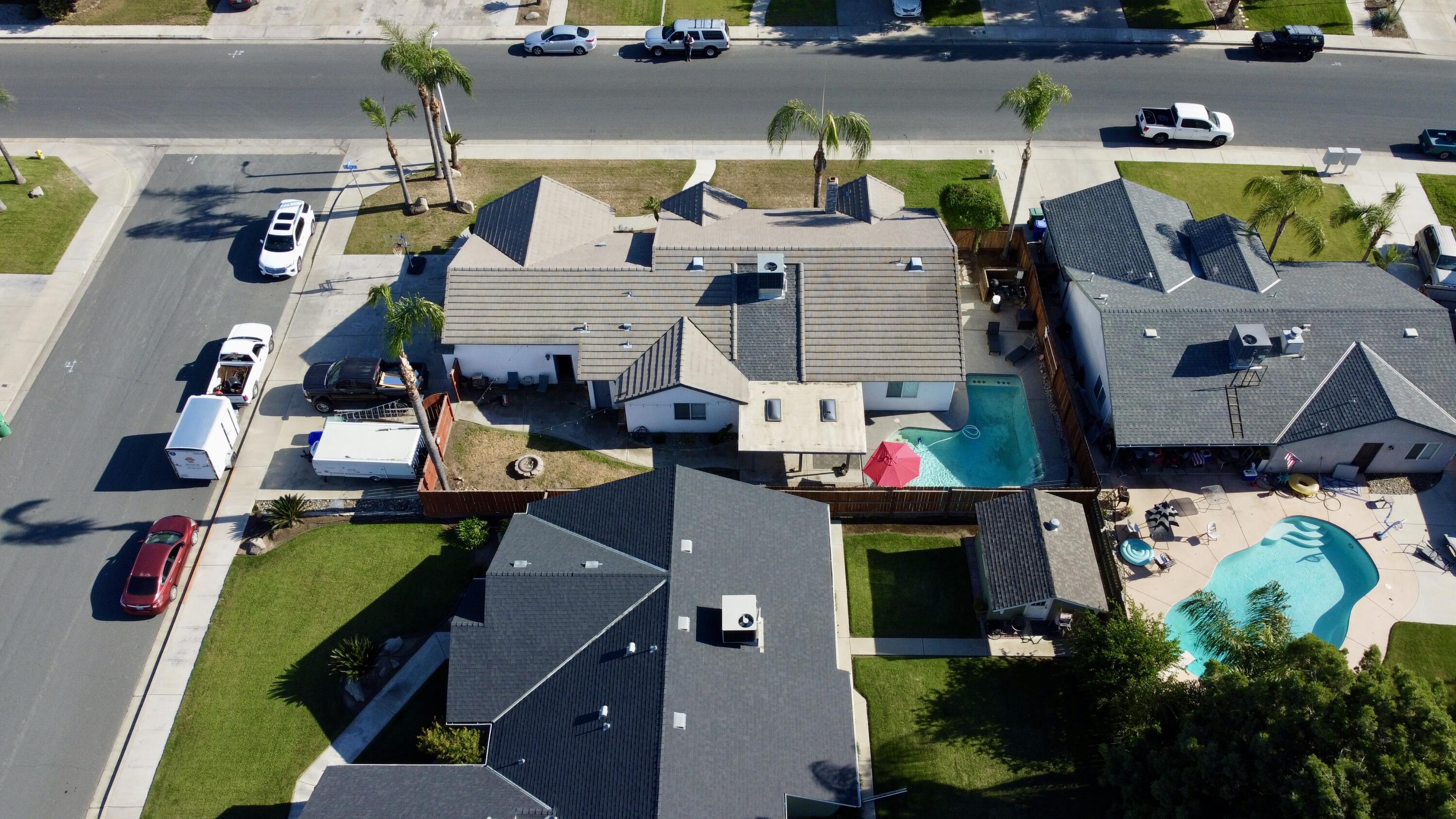 285 S Red Oak St, Porterville, CA 93257