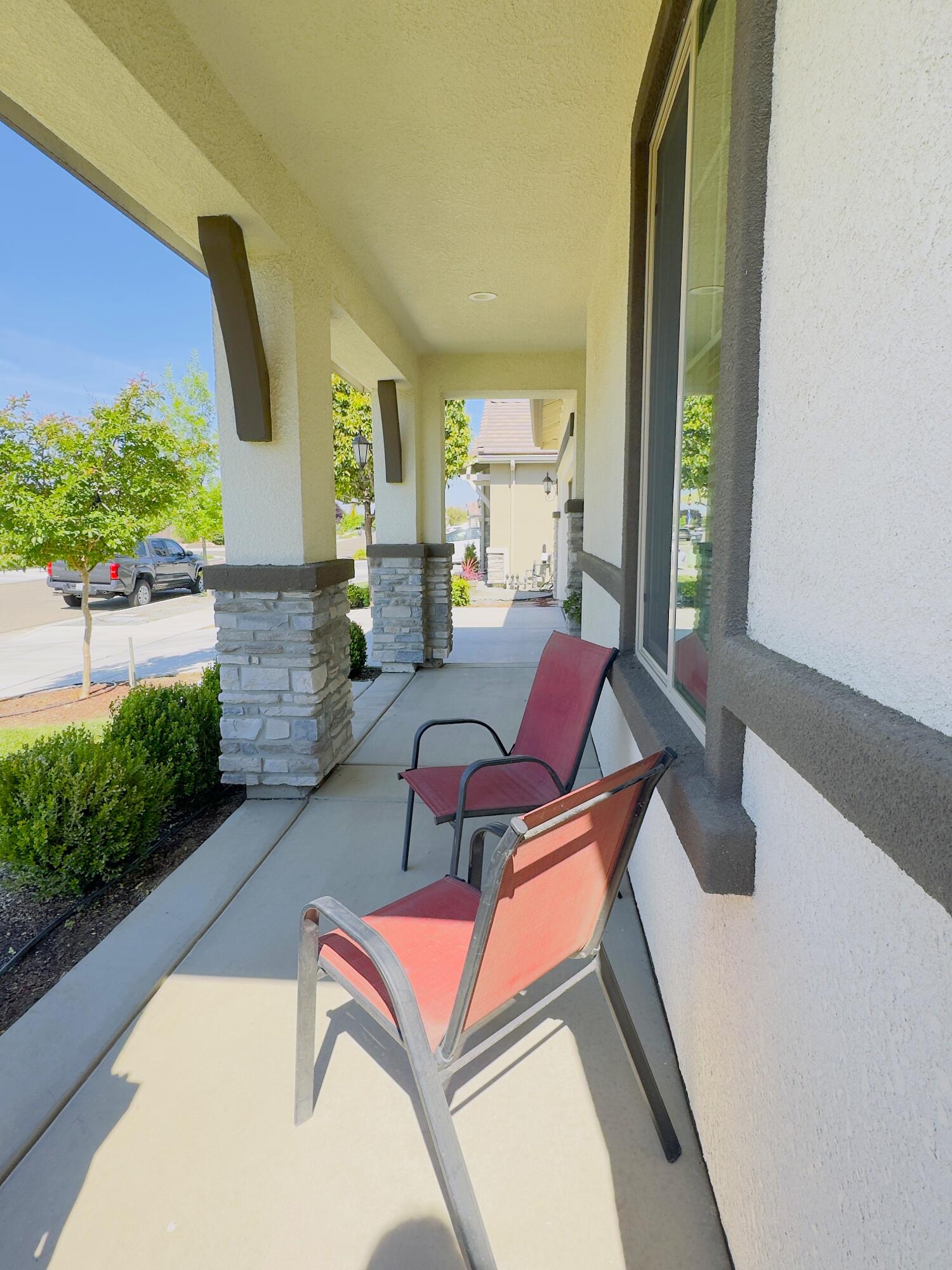 1620 W Porter Ave, Visalia, CA 93291