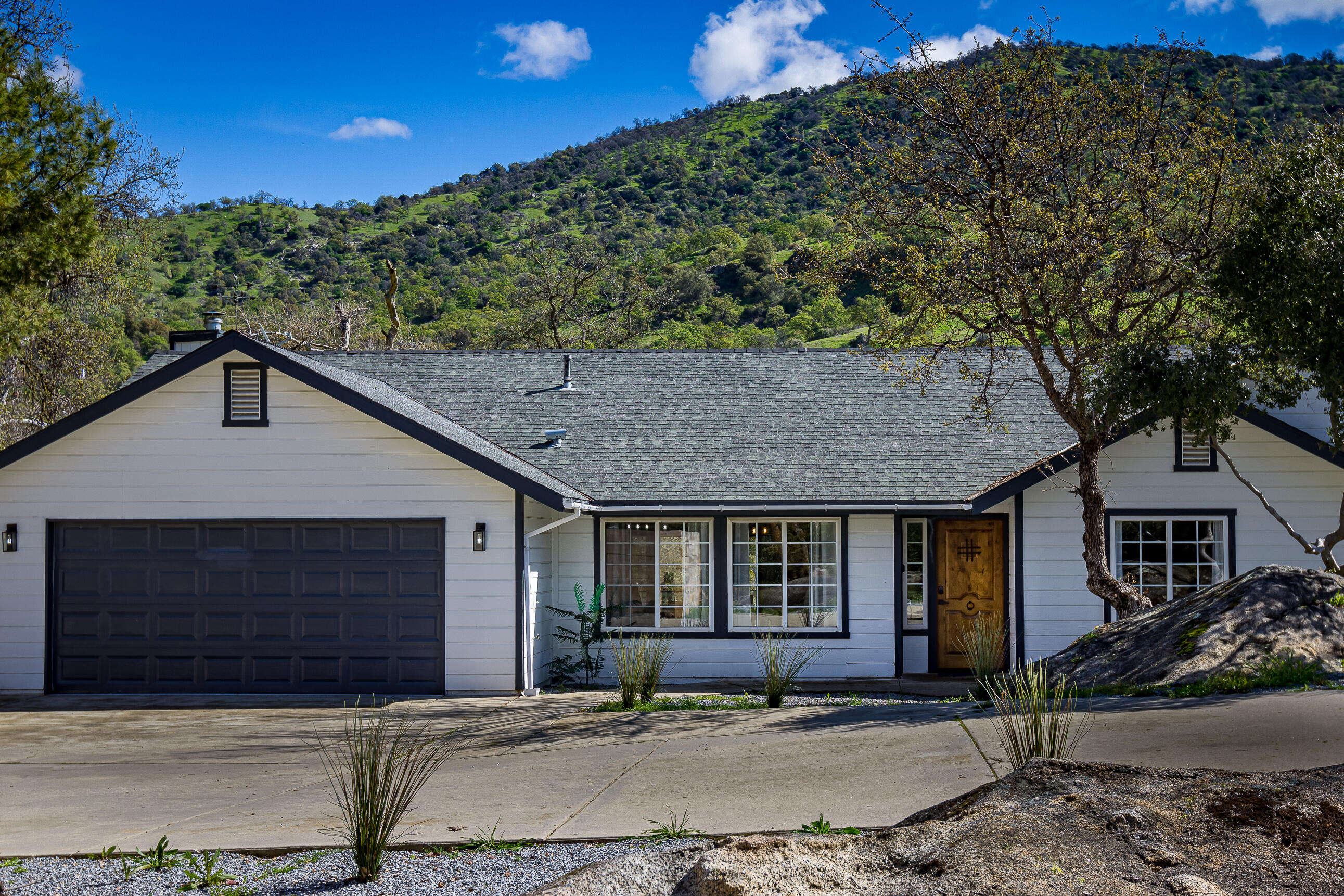 41830 N Fork Dr, Three Rivers, CA 93271