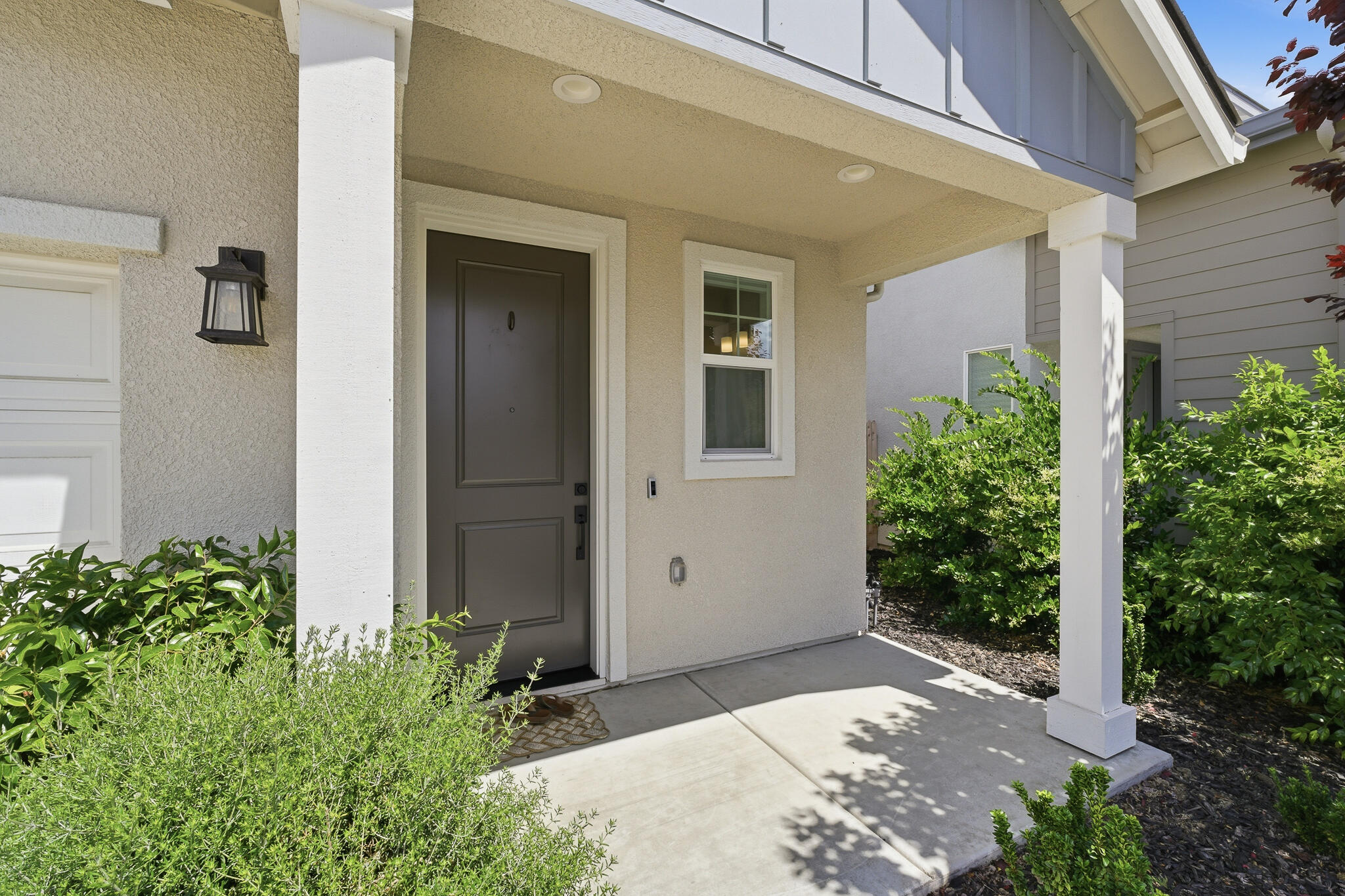 1202 W Prescott Ave, Visalia, CA 93291