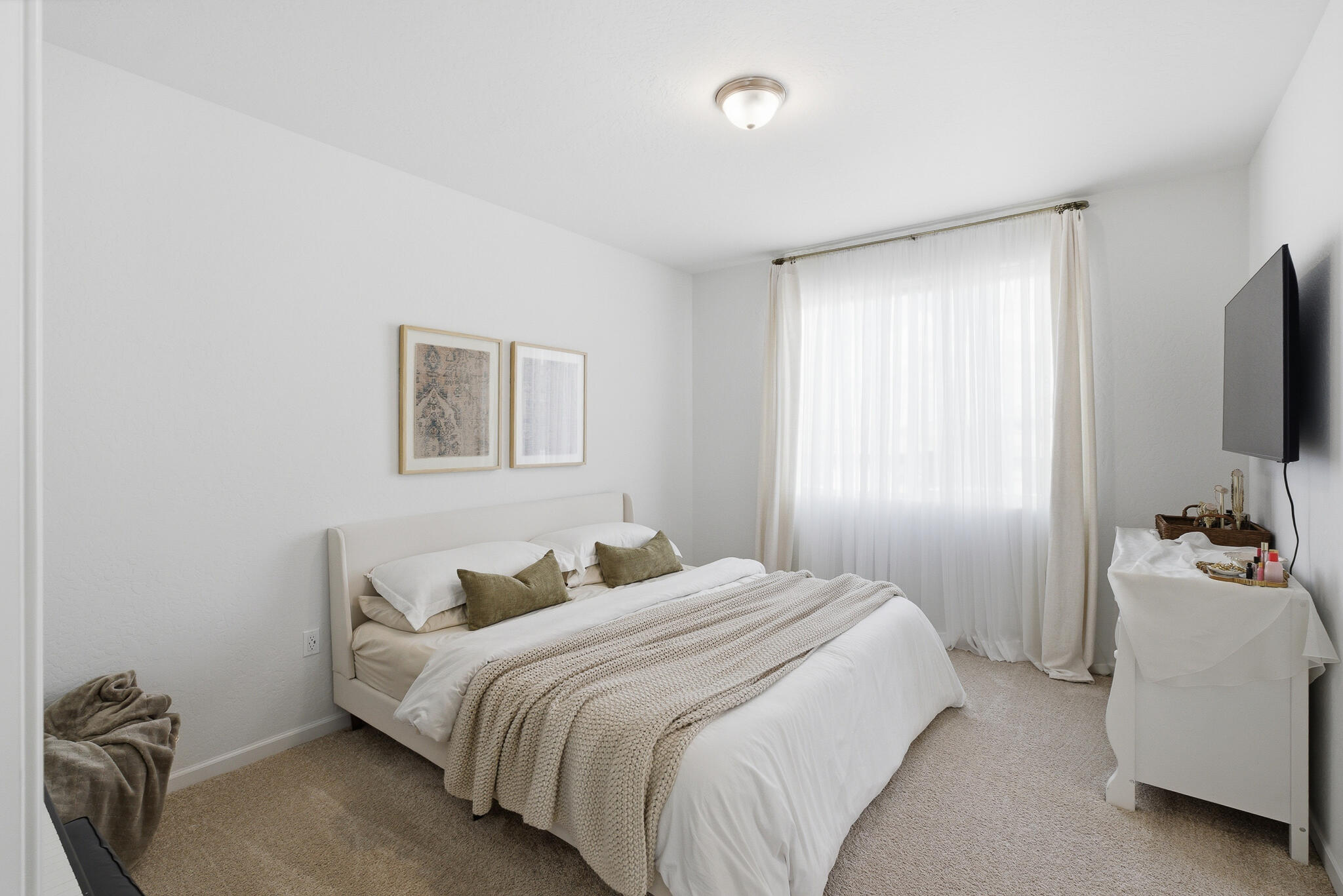 1202 W Prescott Ave, Visalia, CA 93291