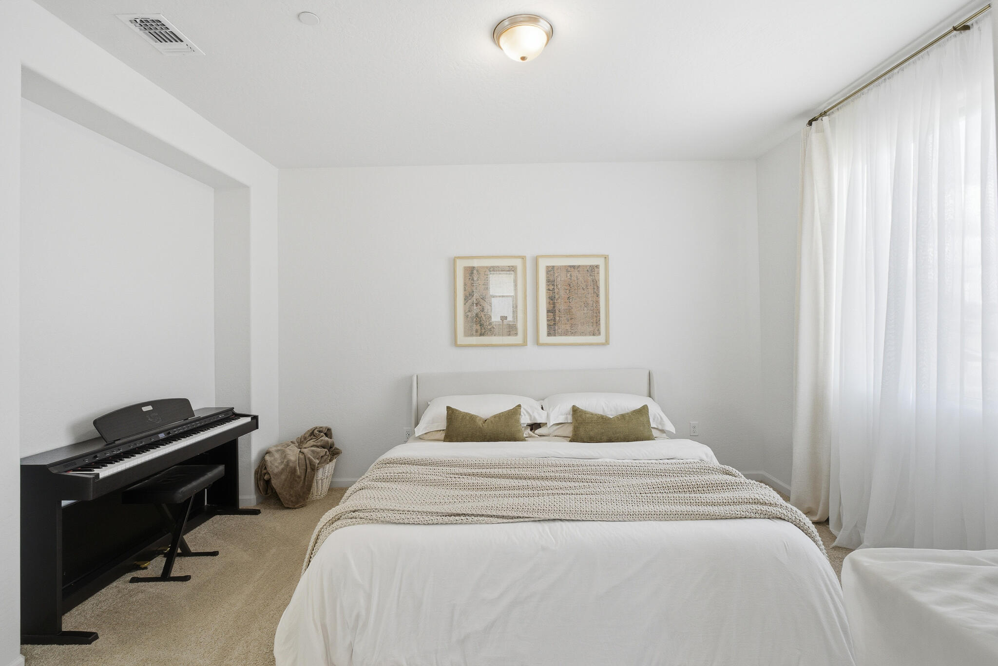 1202 W Prescott Ave, Visalia, CA 93291