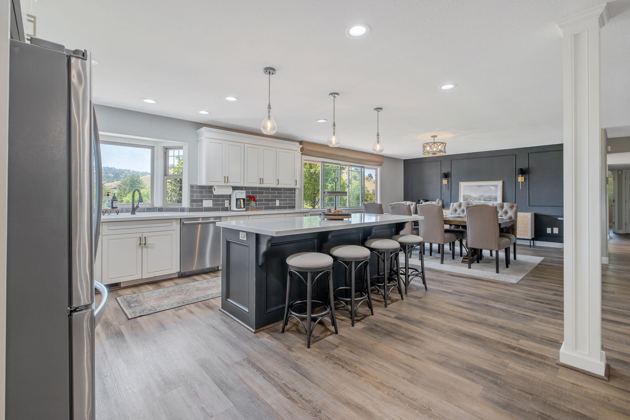 31862 Country Club Dr, Porterville, CA 93257