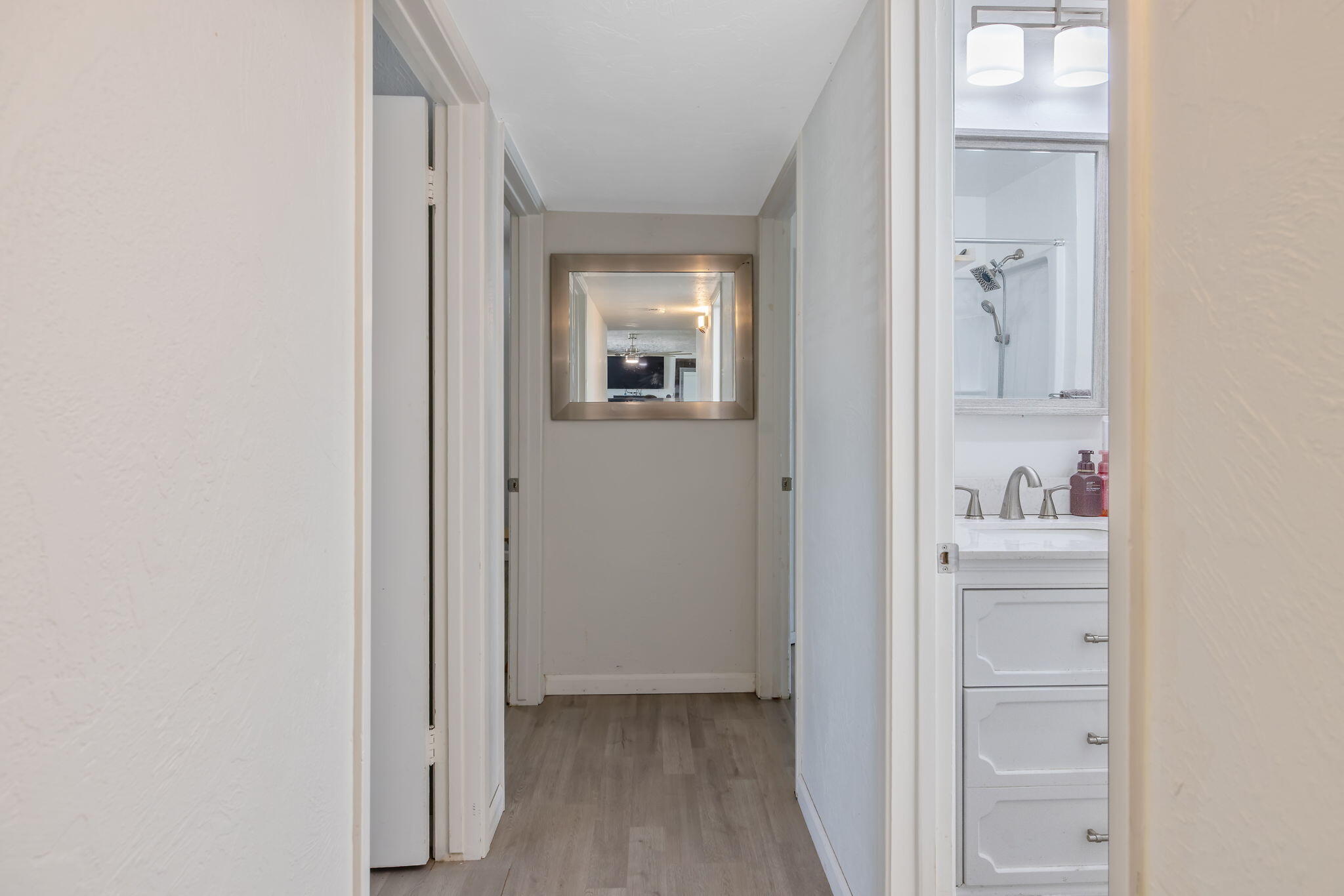 1228 W Linda Vista Ave, Porterville, CA 93257