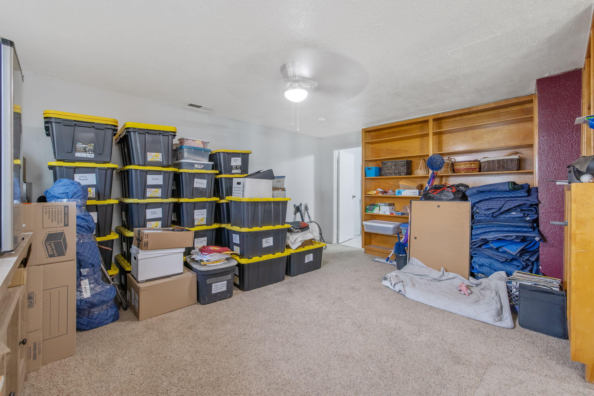 1228 W Linda Vista Ave, Porterville, CA 93257