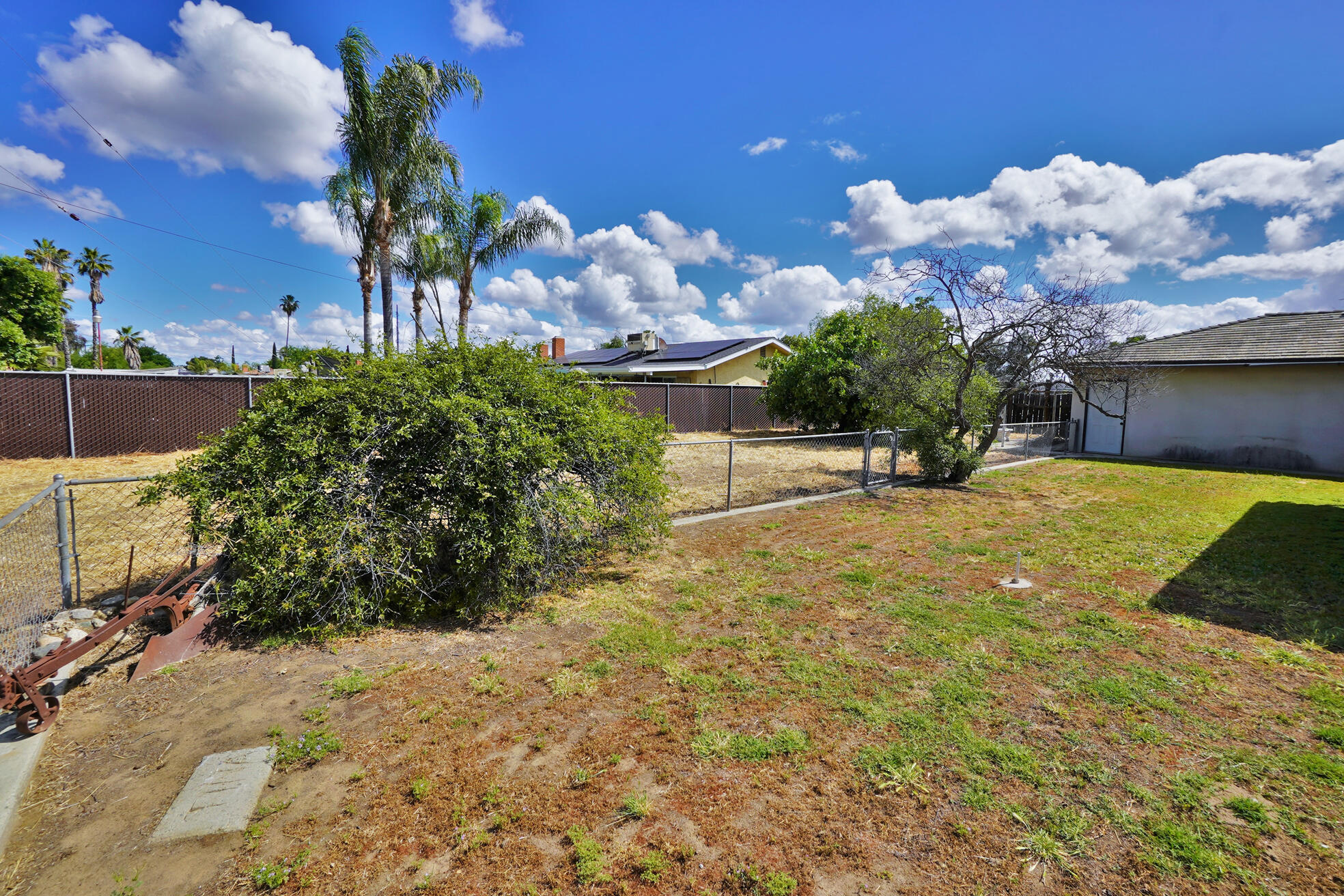 842 E Florinda St, Hanford, CA 93230