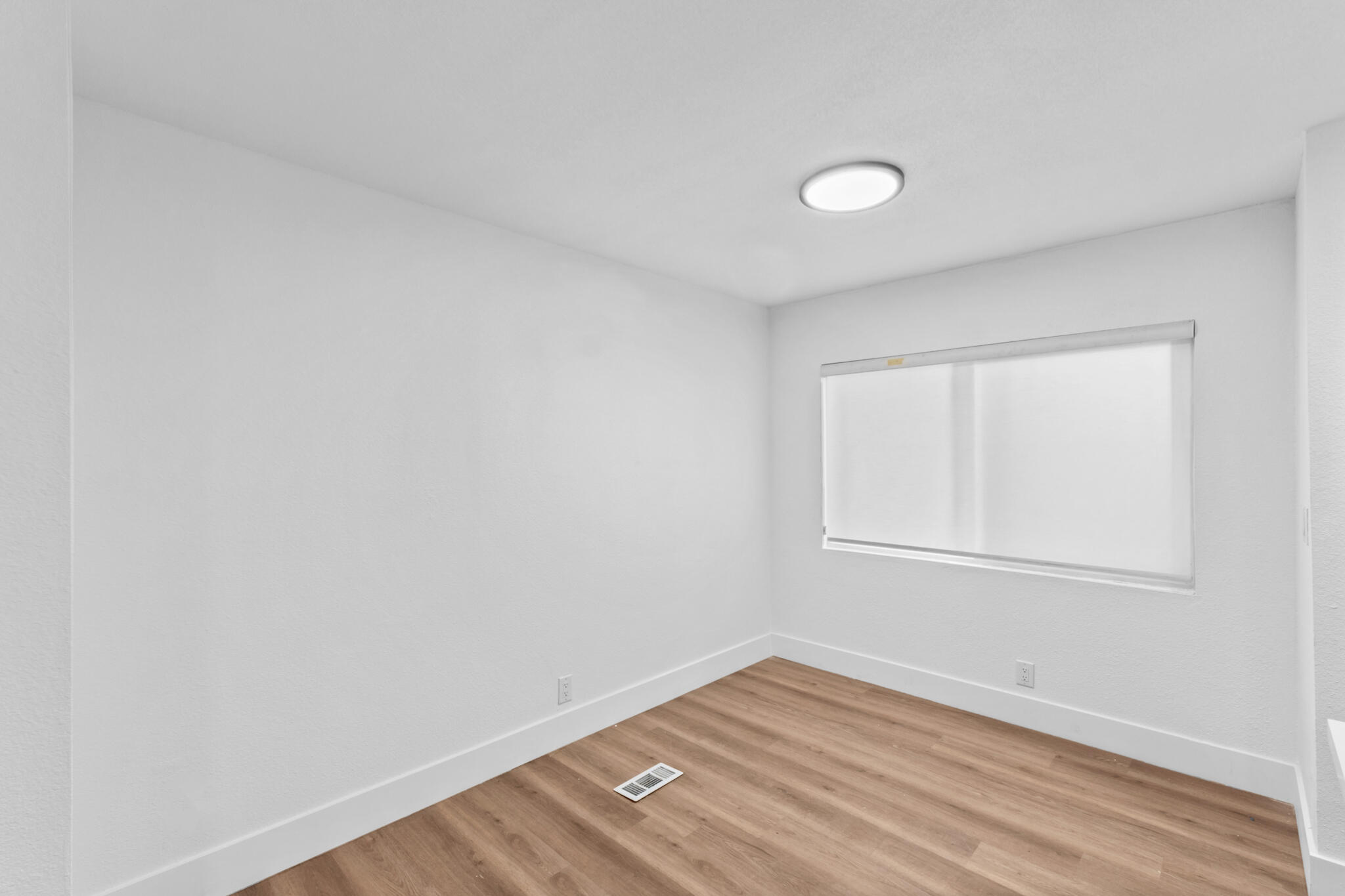 415 N Akers St, Visalia, CA 93291