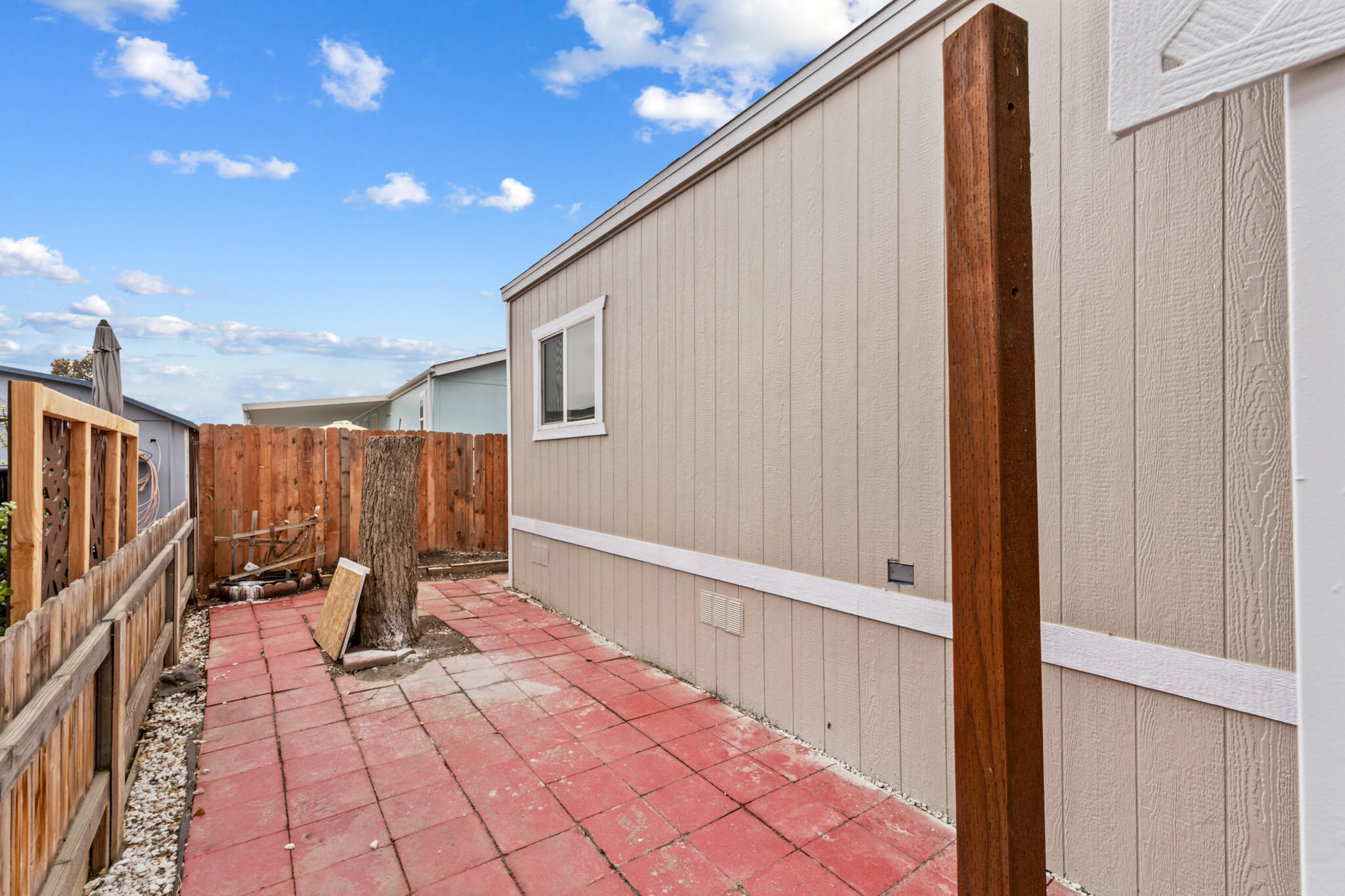 415 N Akers St, Visalia, CA 93291