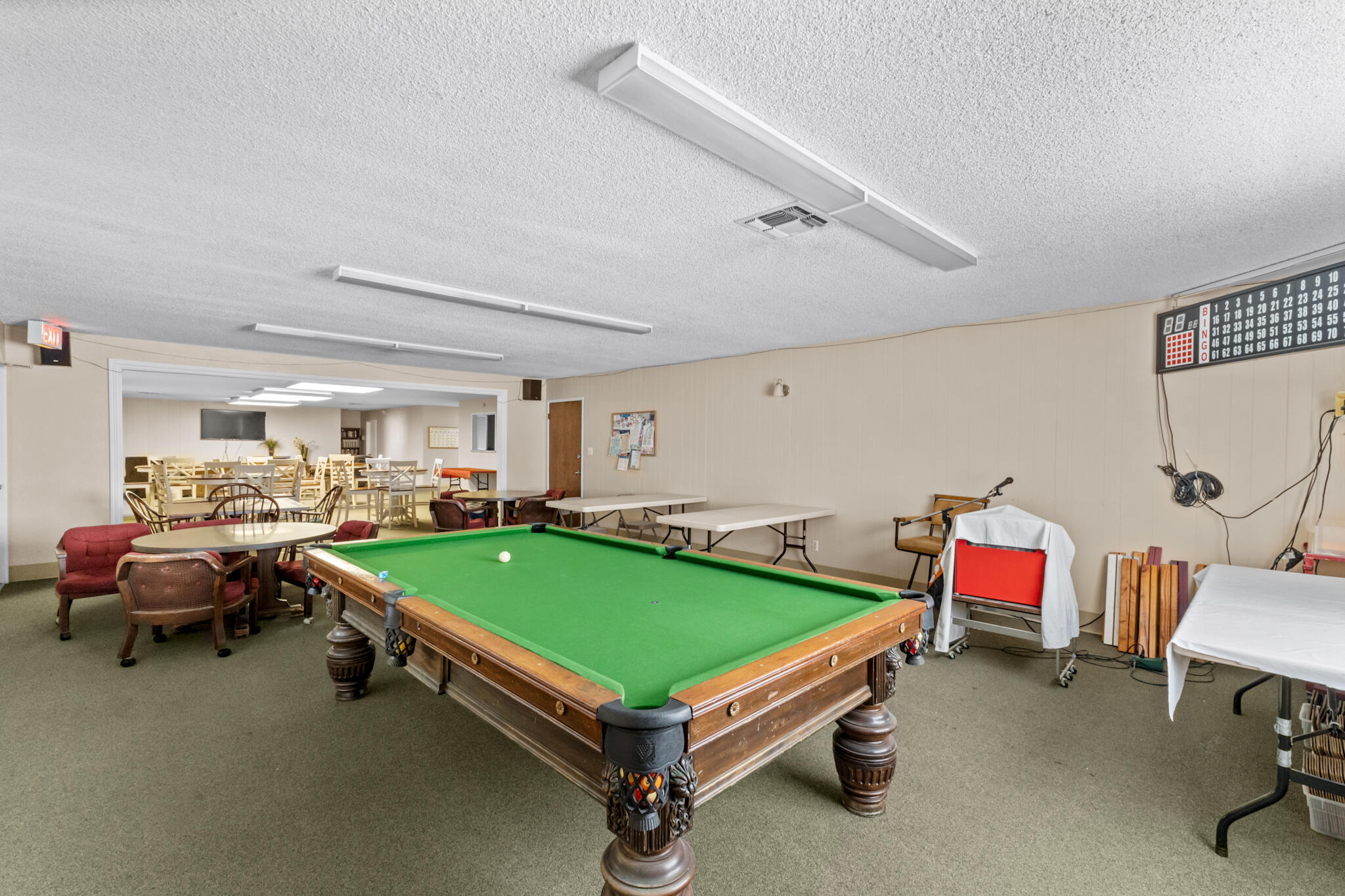 415 N Akers St, Visalia, CA 93291