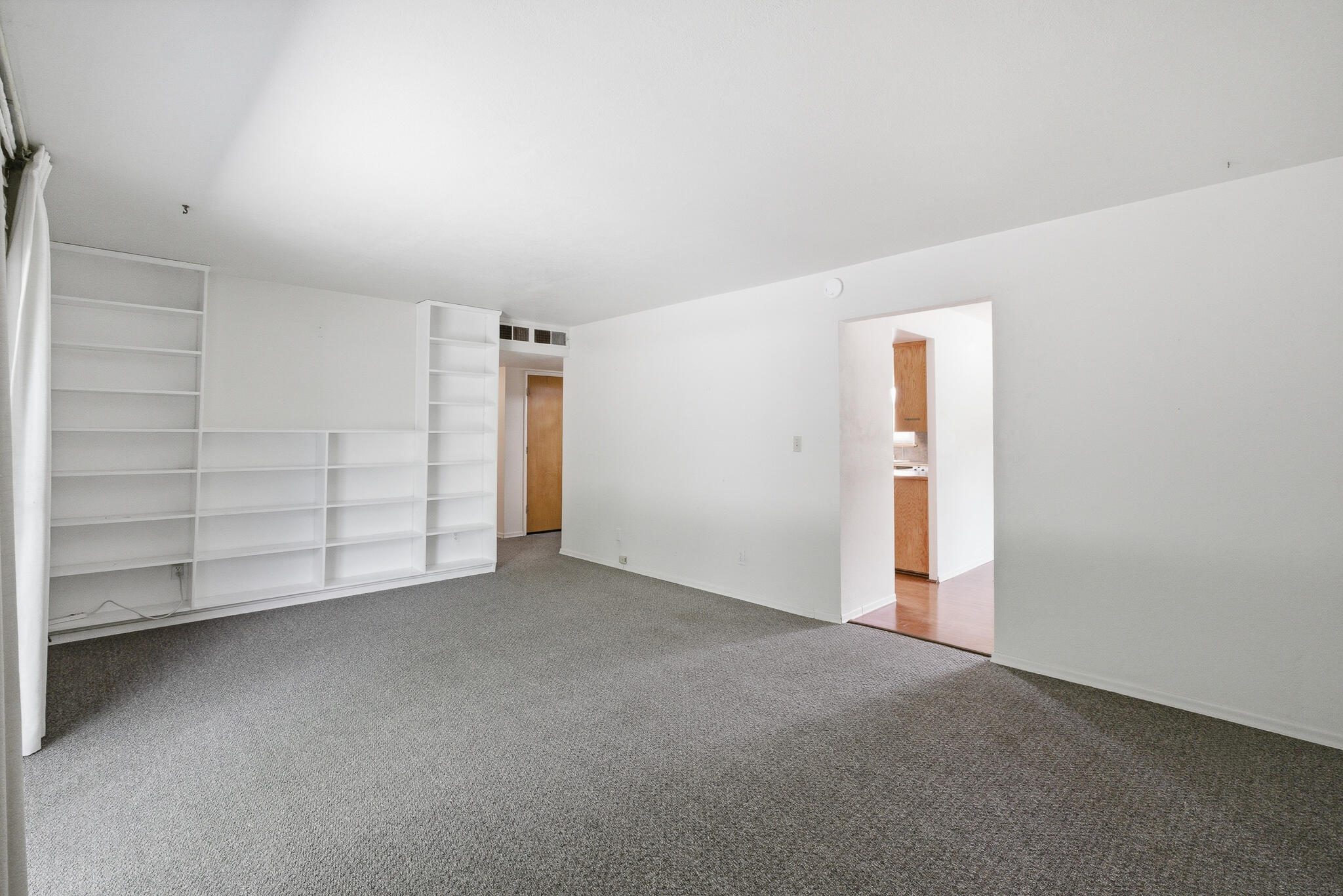 628 N G St, Porterville, CA 93257