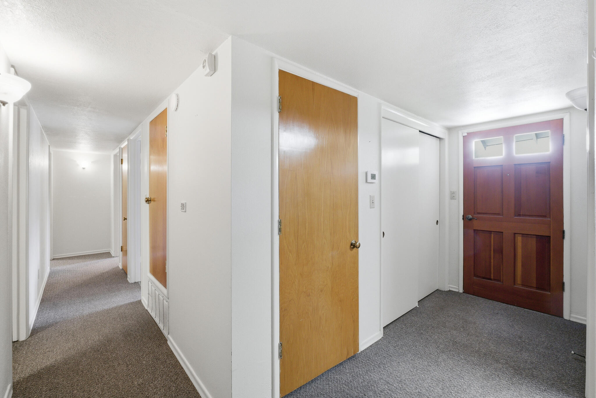 628 N G St, Porterville, CA 93257