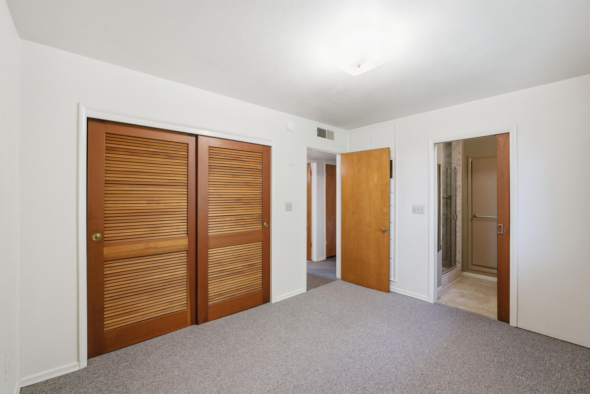 628 N G St, Porterville, CA 93257