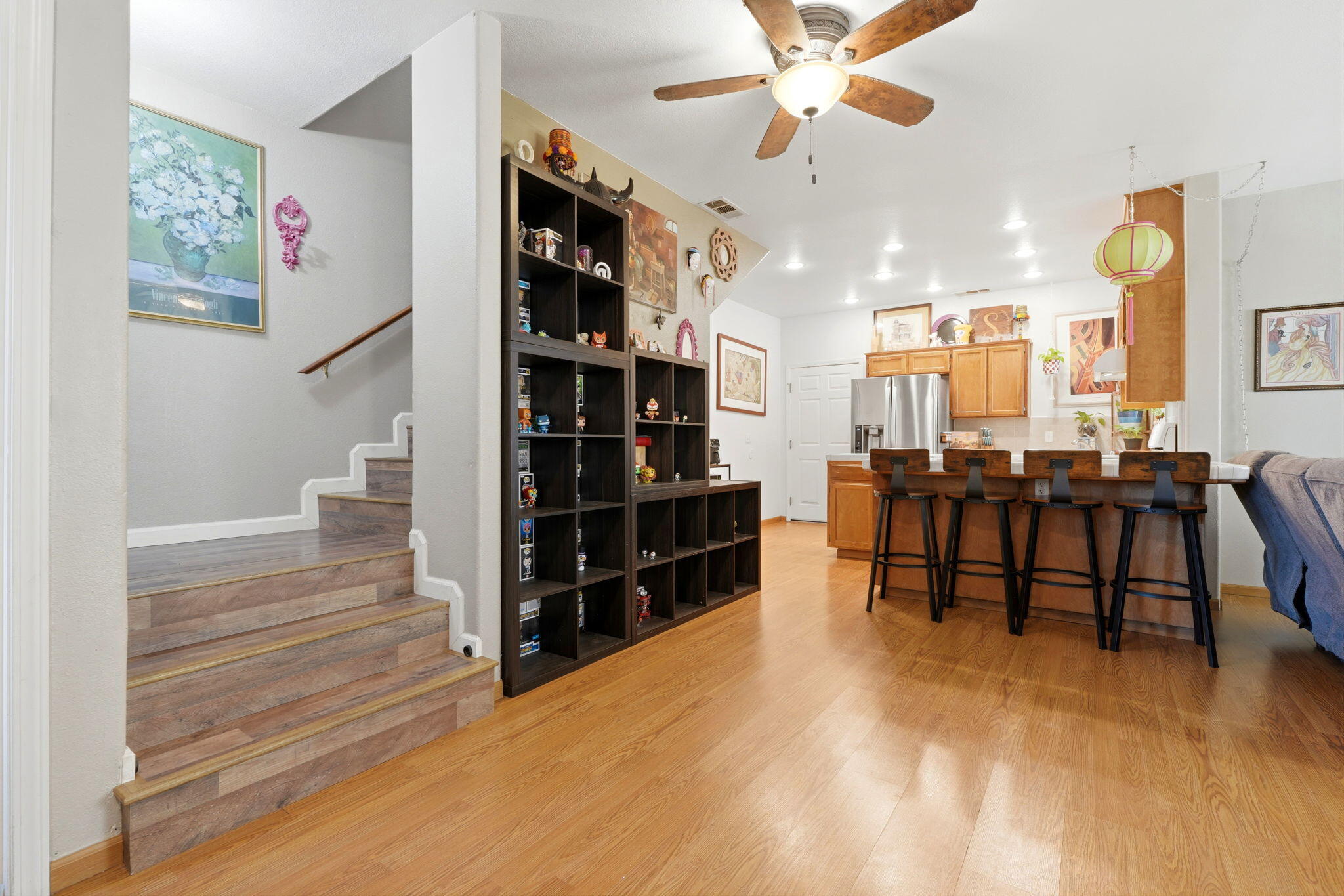 142 S Filbert Rd, Exeter, CA 93221