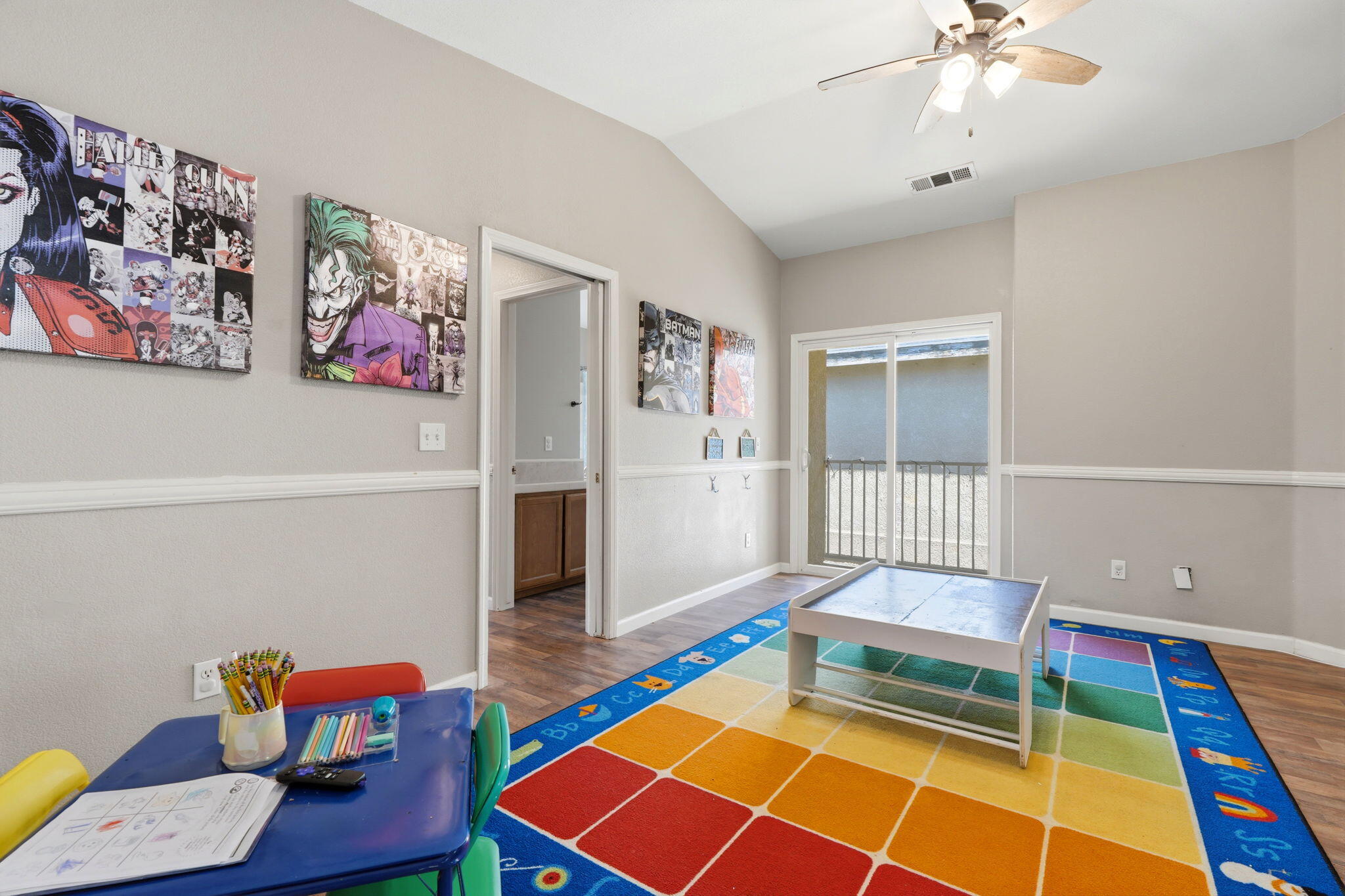 142 S Filbert Rd, Exeter, CA 93221