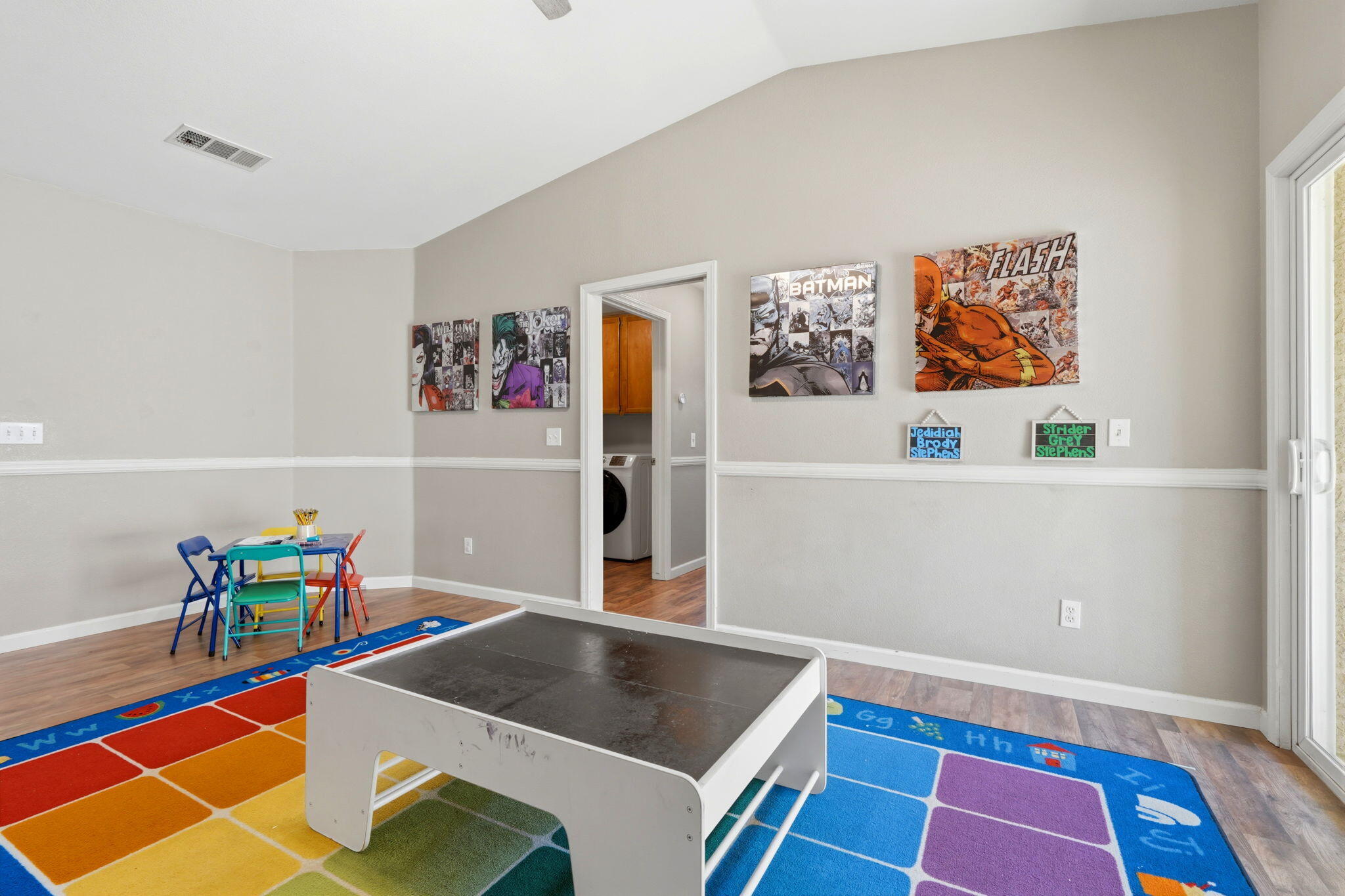 142 S Filbert Rd, Exeter, CA 93221