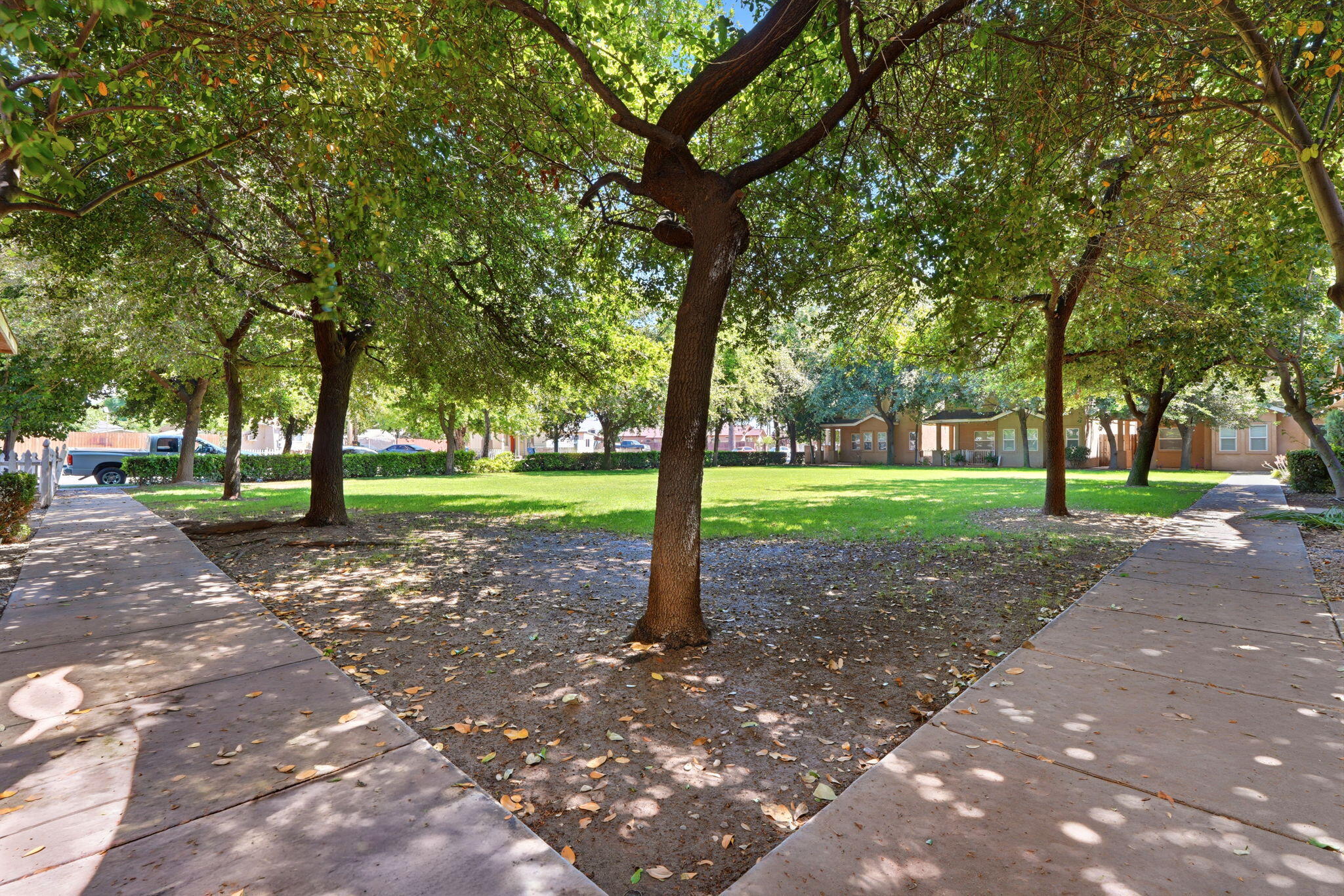 142 S Filbert Rd, Exeter, CA 93221