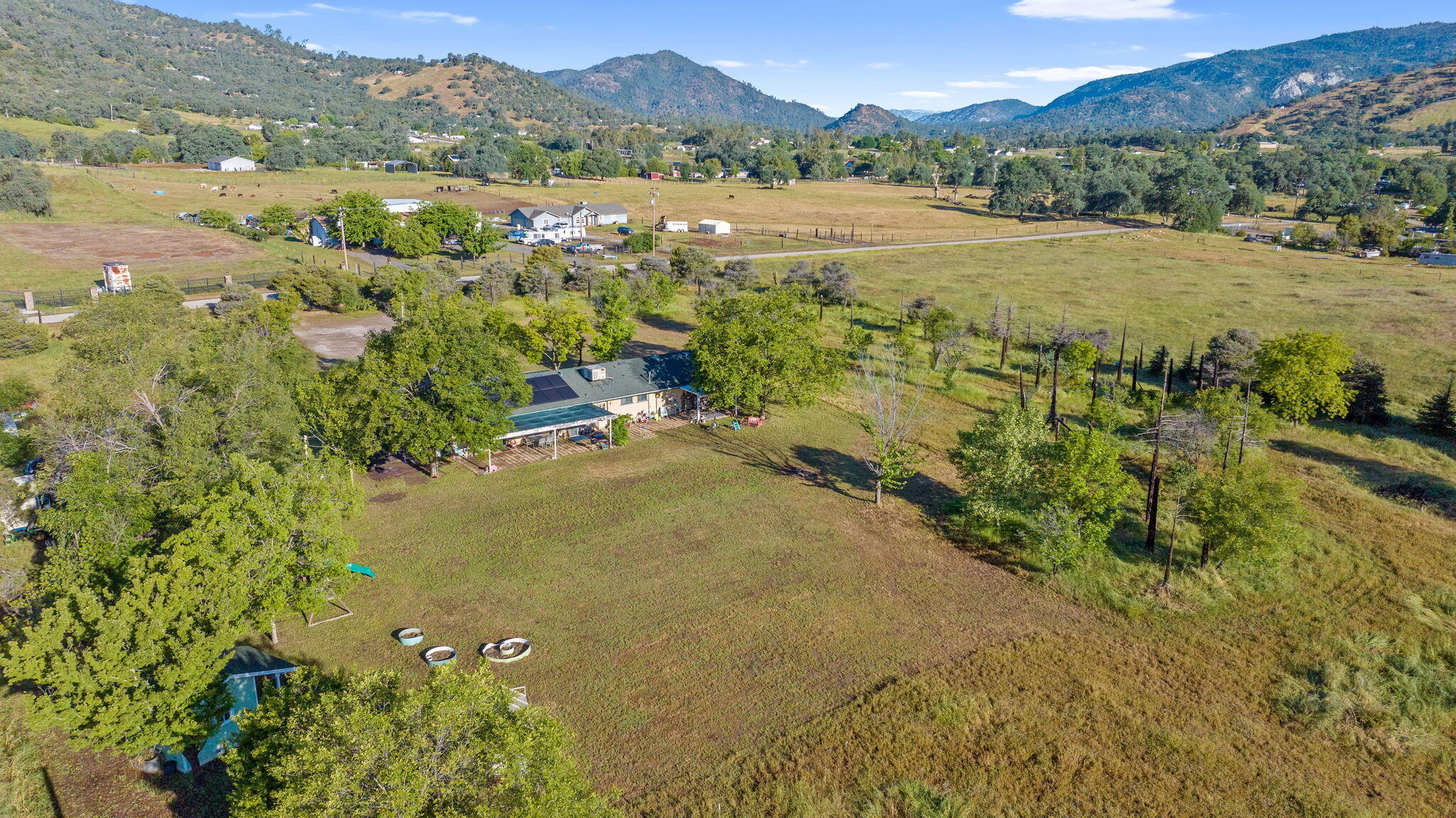 29478 Fallen Oak Rd, Tollhouse, CA 93667