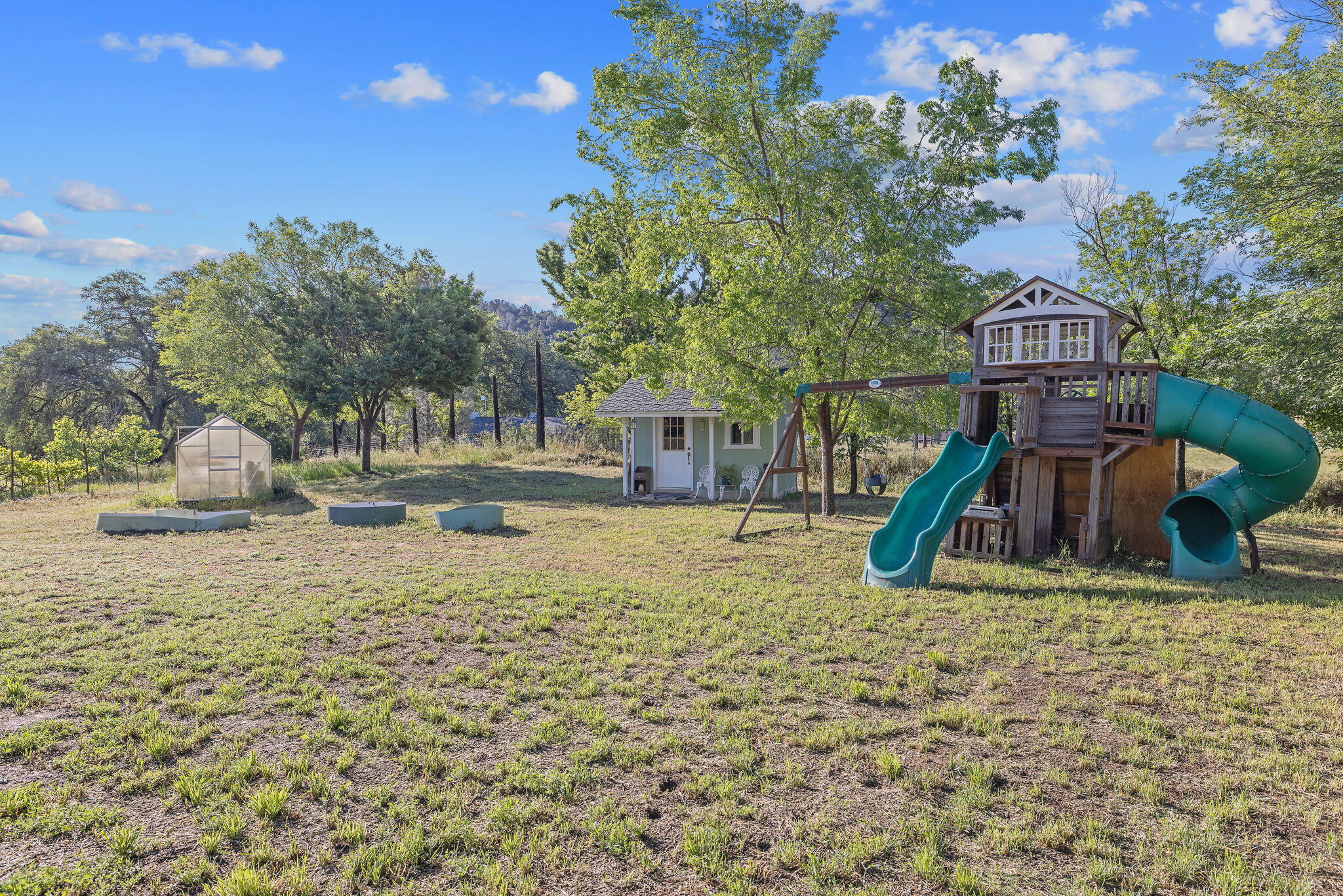 29478 Fallen Oak Rd, Tollhouse, CA 93667