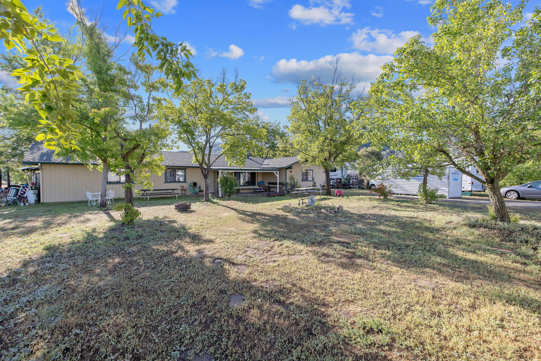 29478 Fallen Oak Rd, Tollhouse, CA 93667