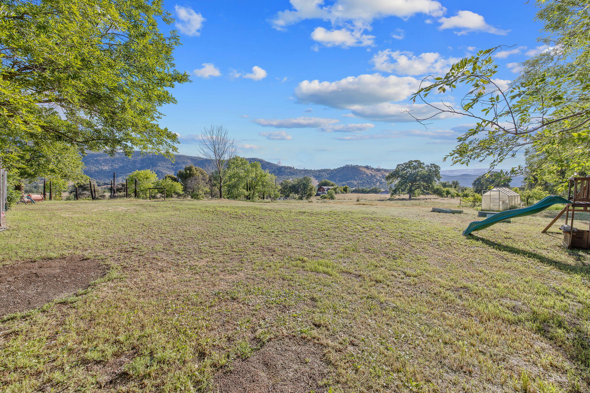 29478 Fallen Oak Rd, Tollhouse, CA 93667