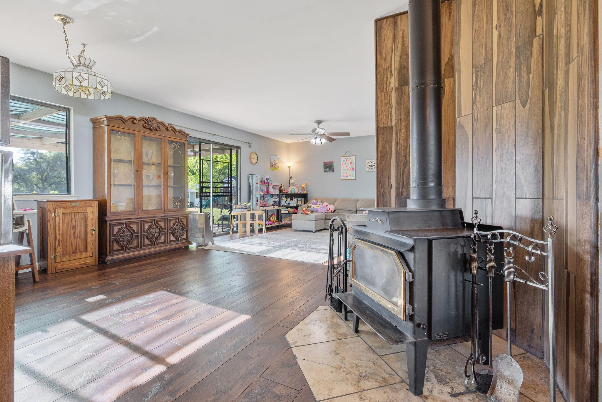 29478 Fallen Oak Rd, Tollhouse, CA 93667