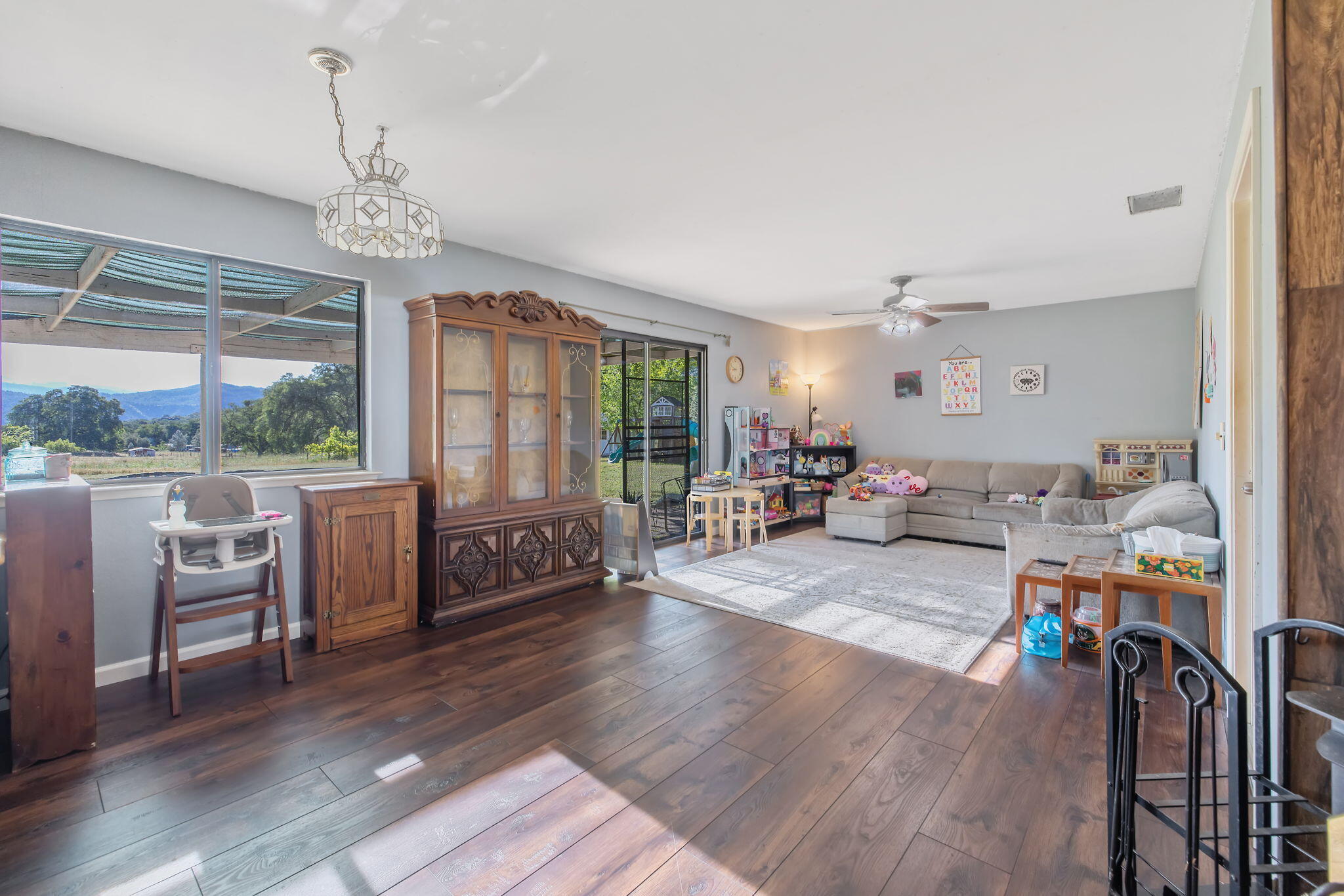 29478 Fallen Oak Rd, Tollhouse, CA 93667