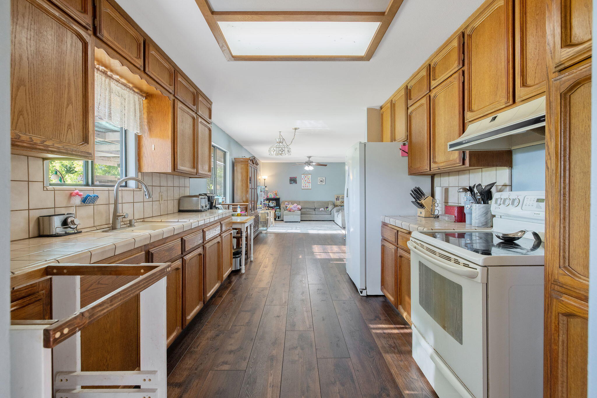 29478 Fallen Oak Rd, Tollhouse, CA 93667