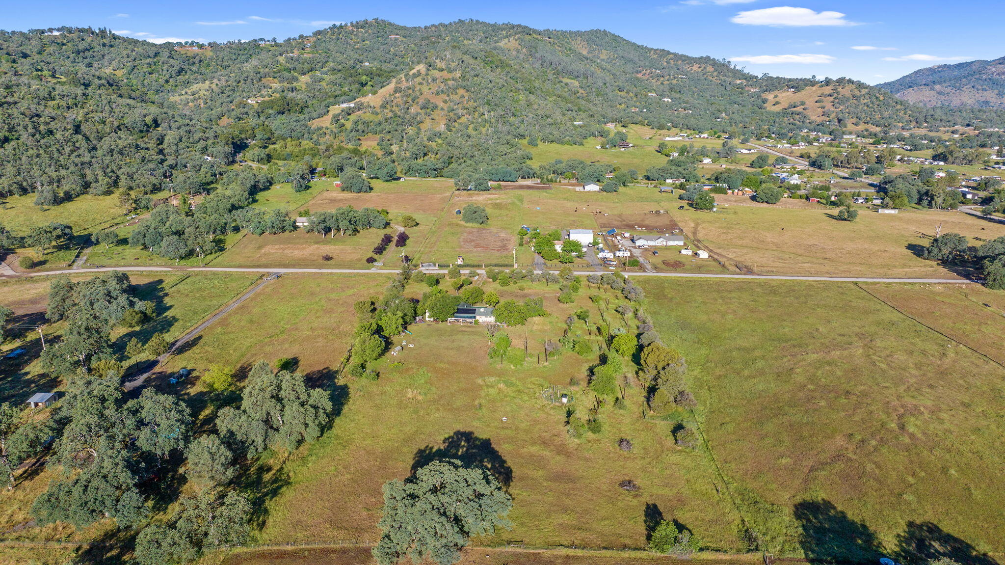 29478 Fallen Oak Rd, Tollhouse, CA 93667