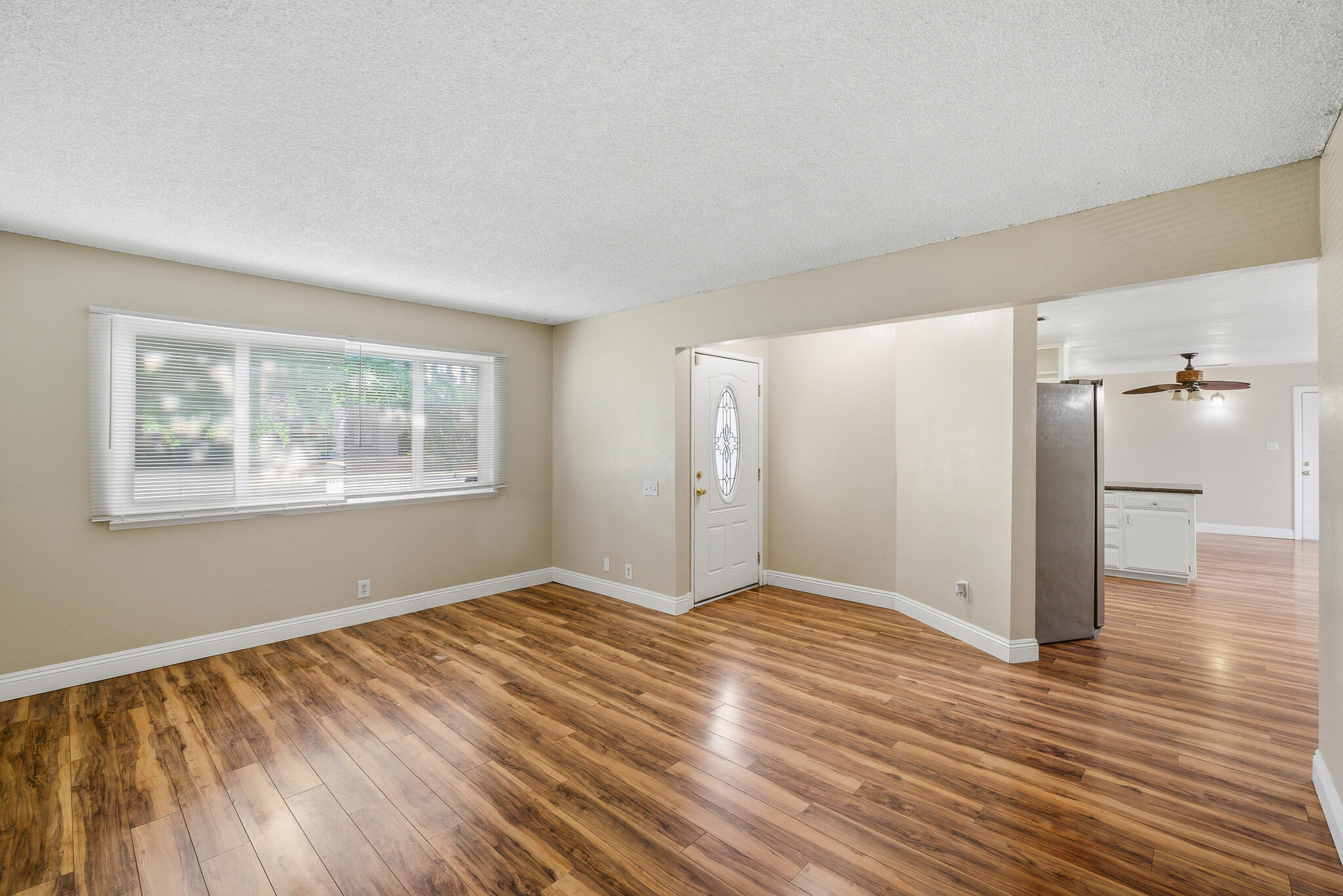 1550 Lowery St, Porterville, CA 93257