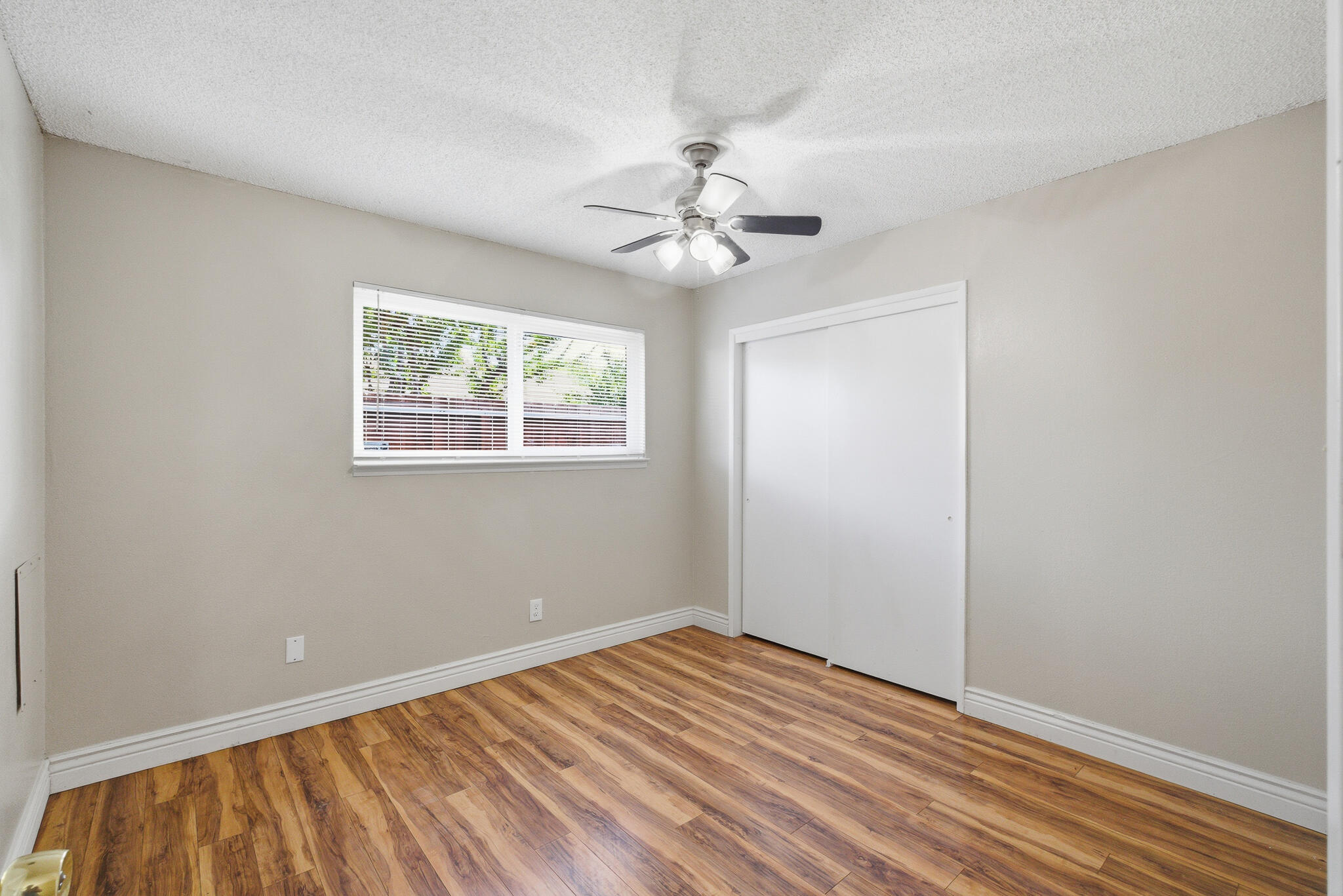 1550 Lowery St, Porterville, CA 93257