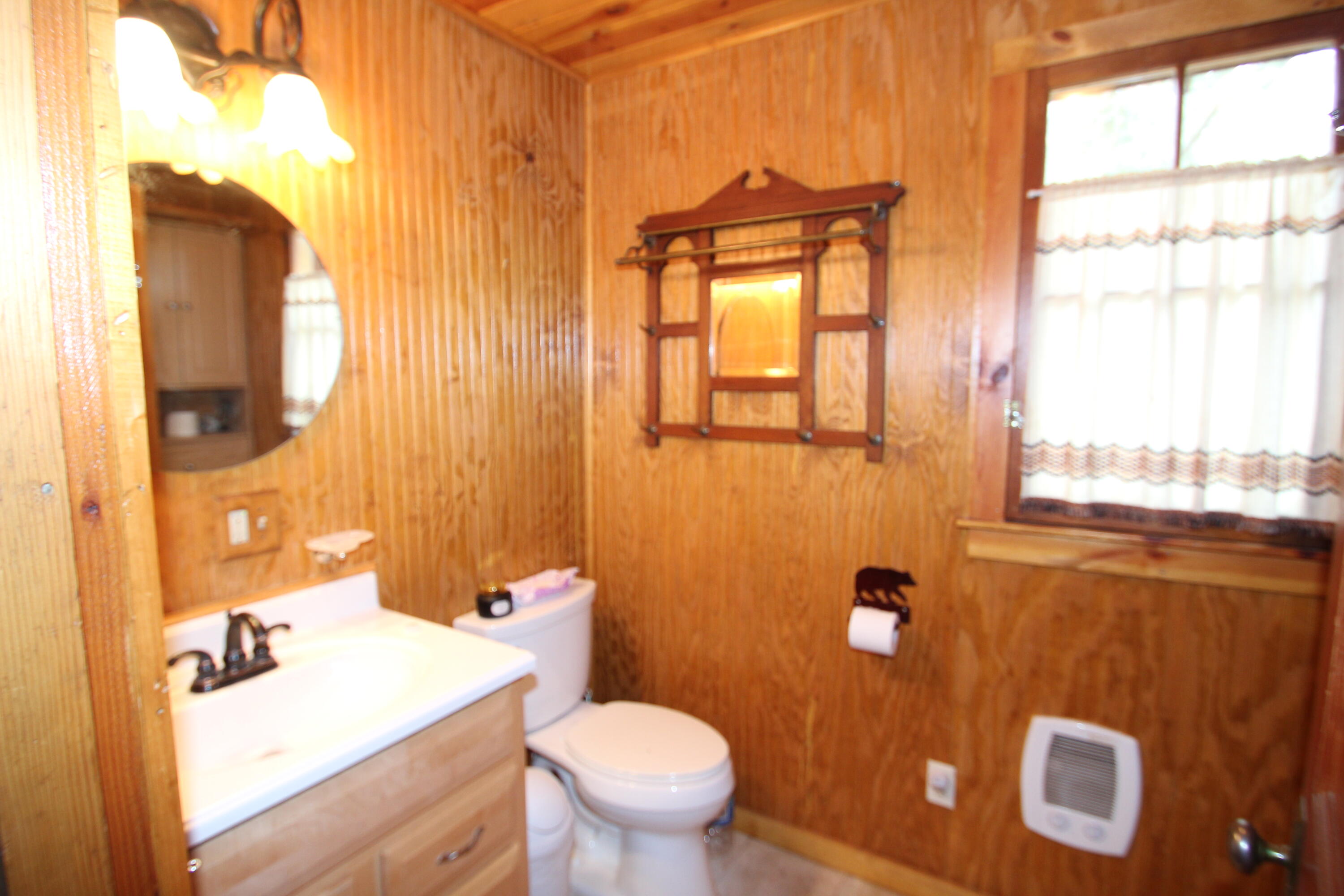 315 Grandview Dr, Springville, CA 93265