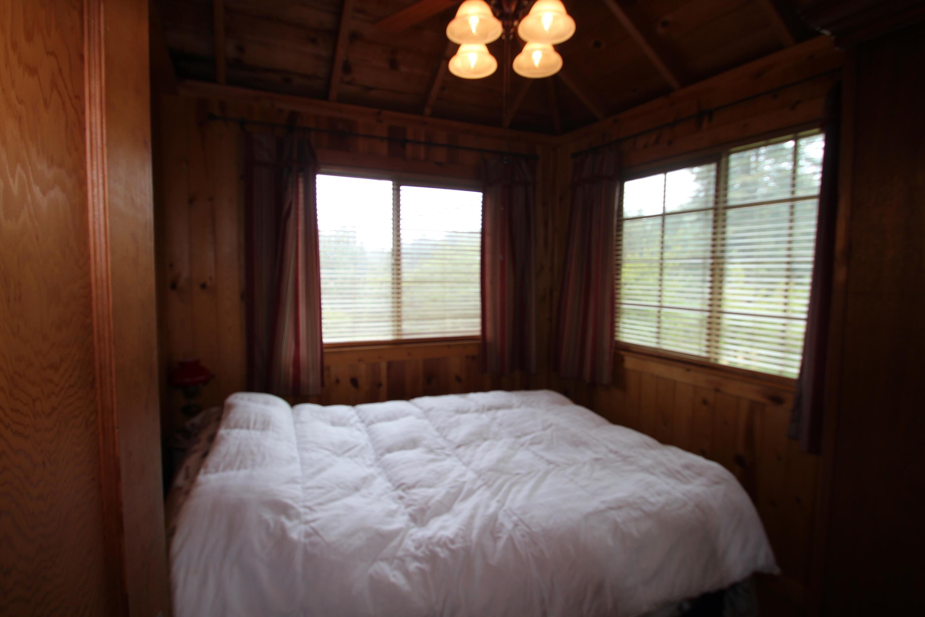 315 Grandview Dr, Springville, CA 93265