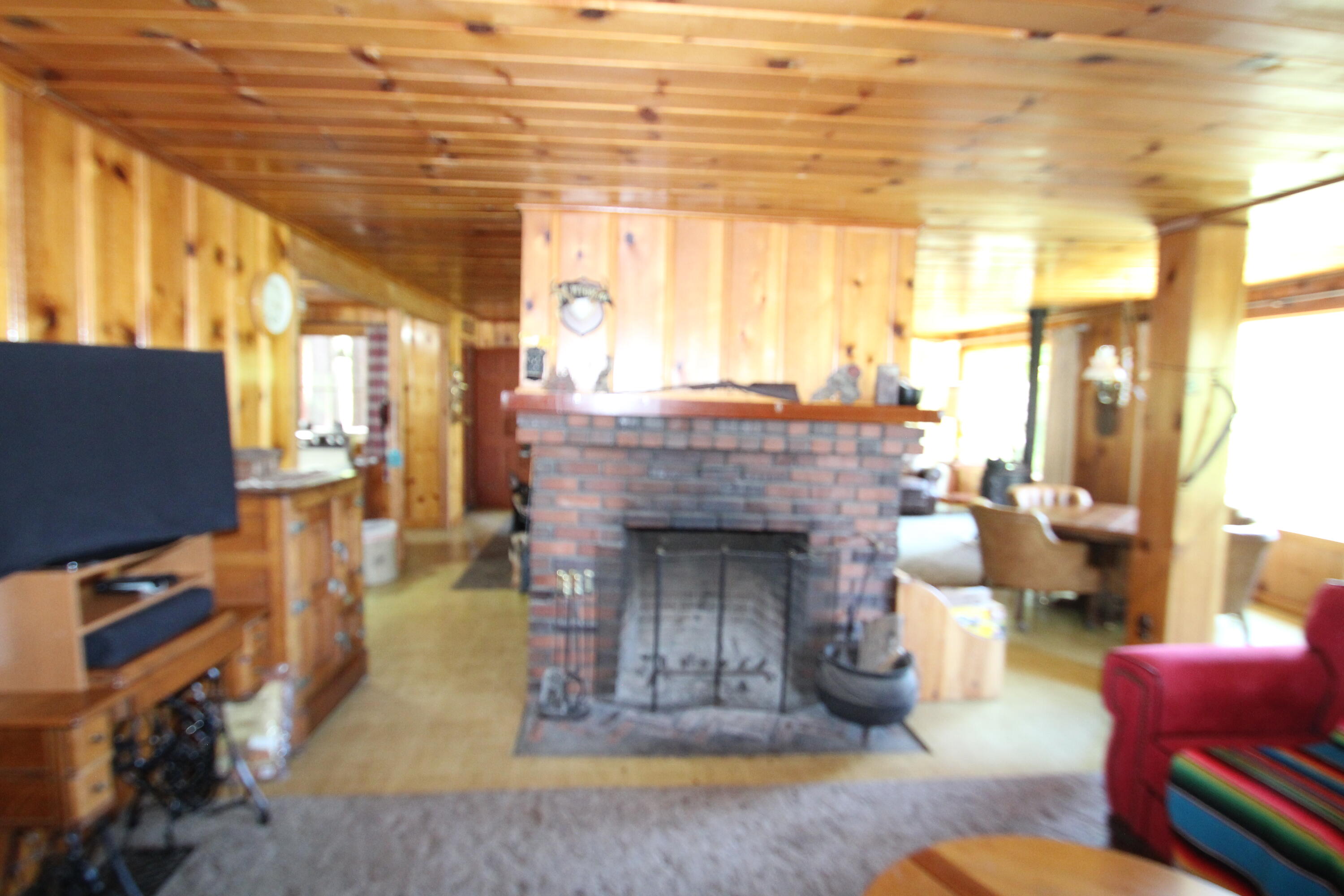 315 Grandview Dr, Springville, CA 93265