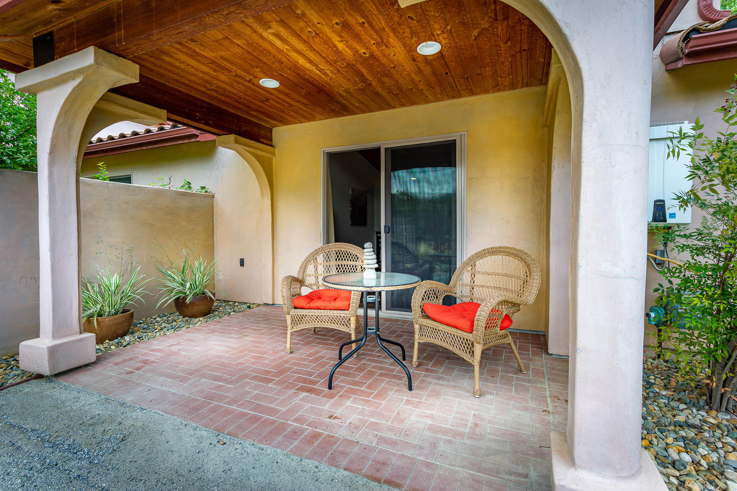 29673 Rock Creek Dr, Three Rivers, CA 93271