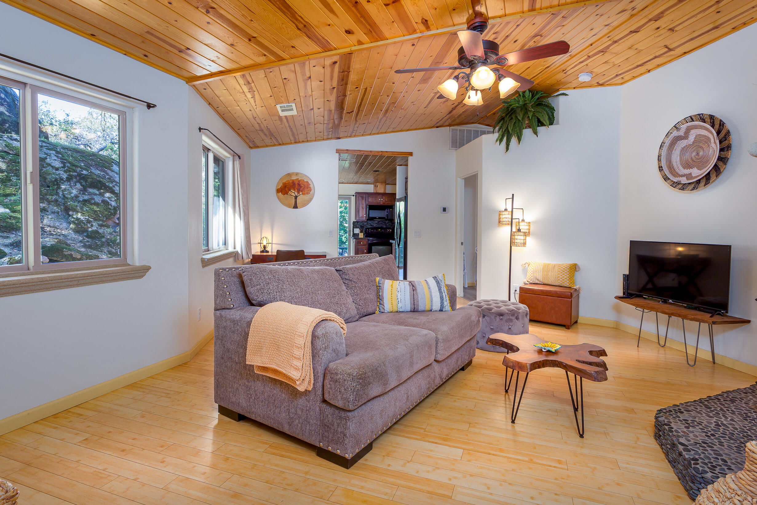 29673 Rock Creek Dr, Three Rivers, CA 93271